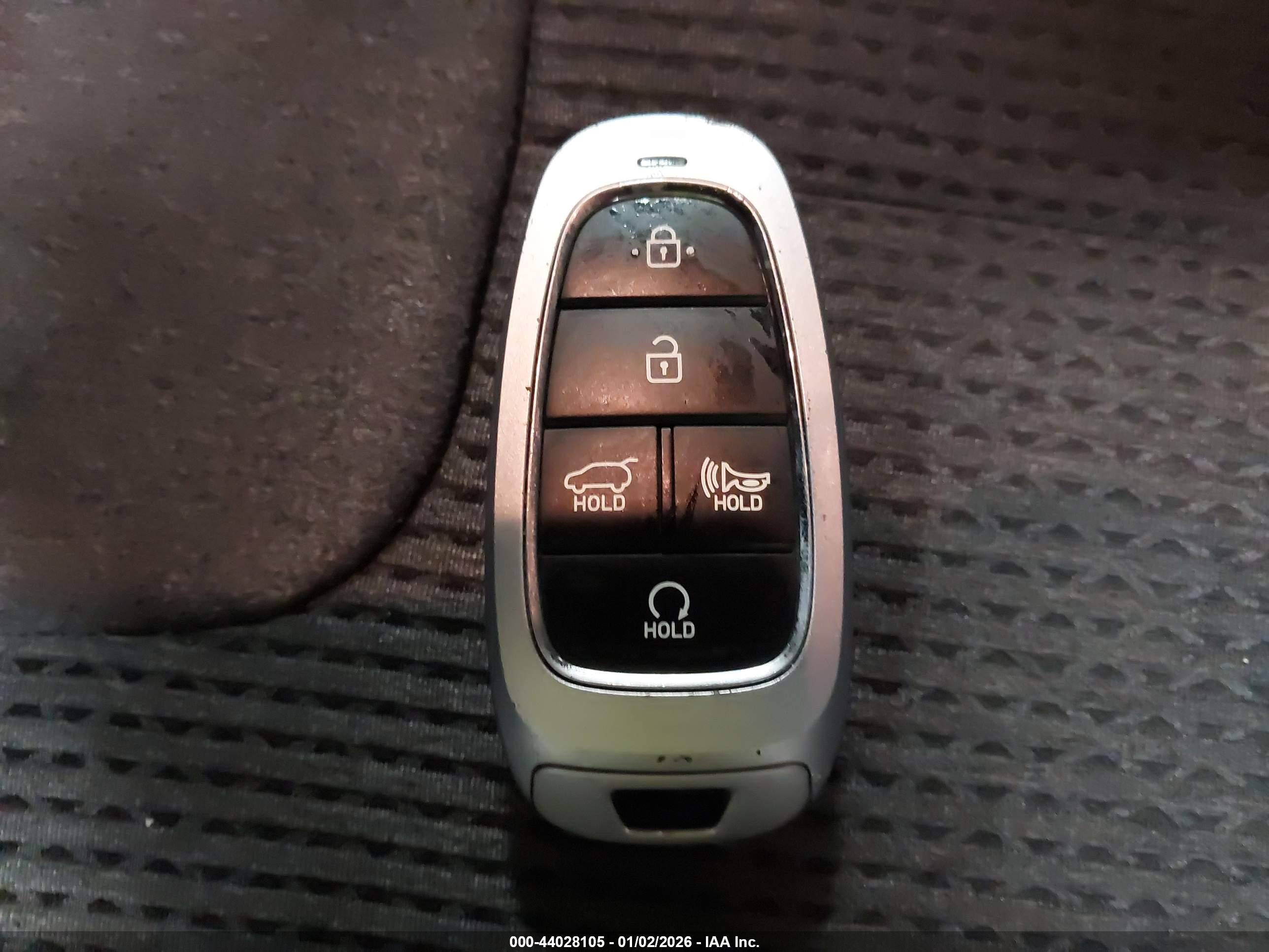 HYUNDAI SANTA image 11