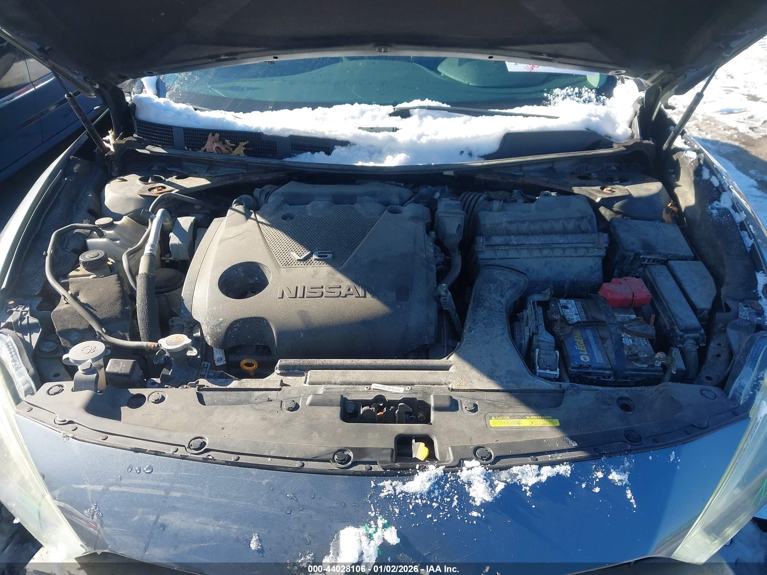 NISSAN MAXIMA image 10