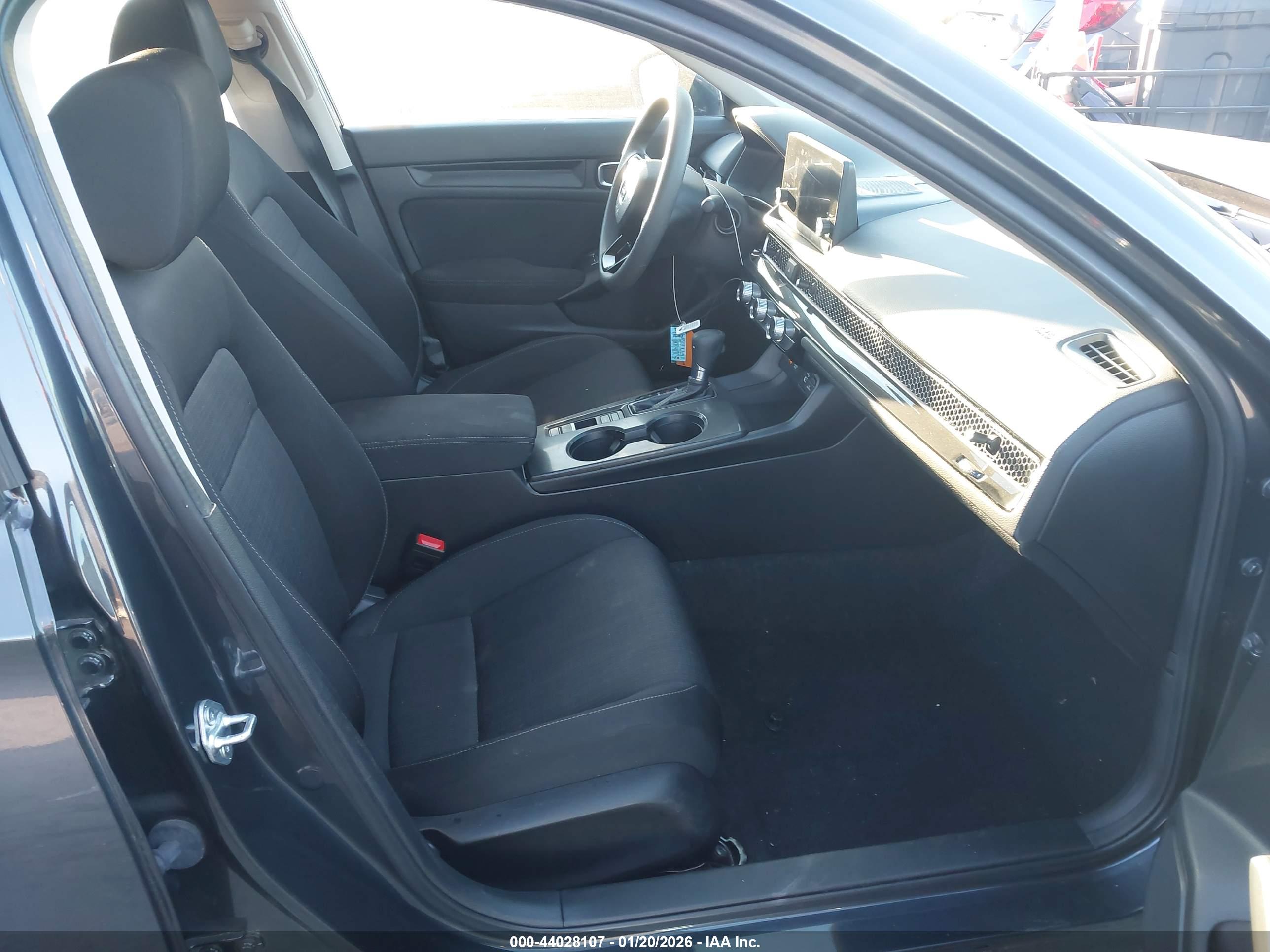 HONDA CIVIC image 5
