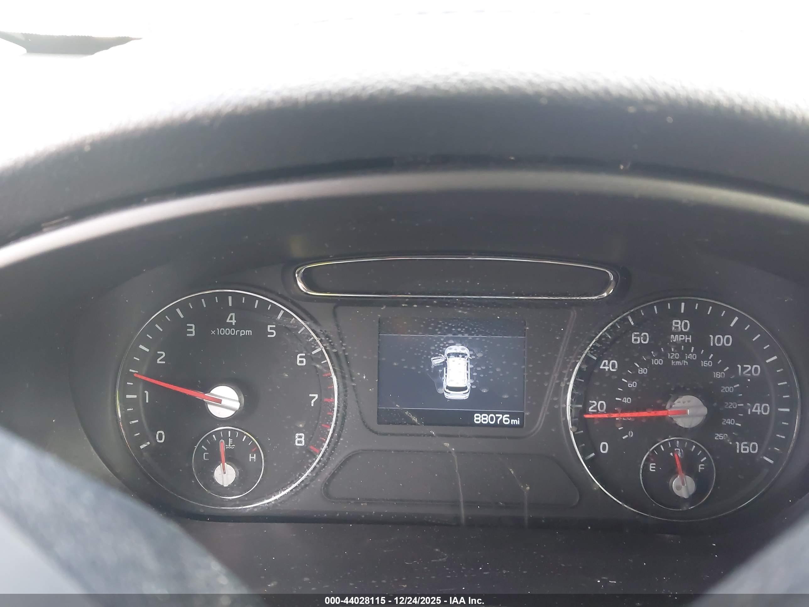 KIA SORENTO image 7