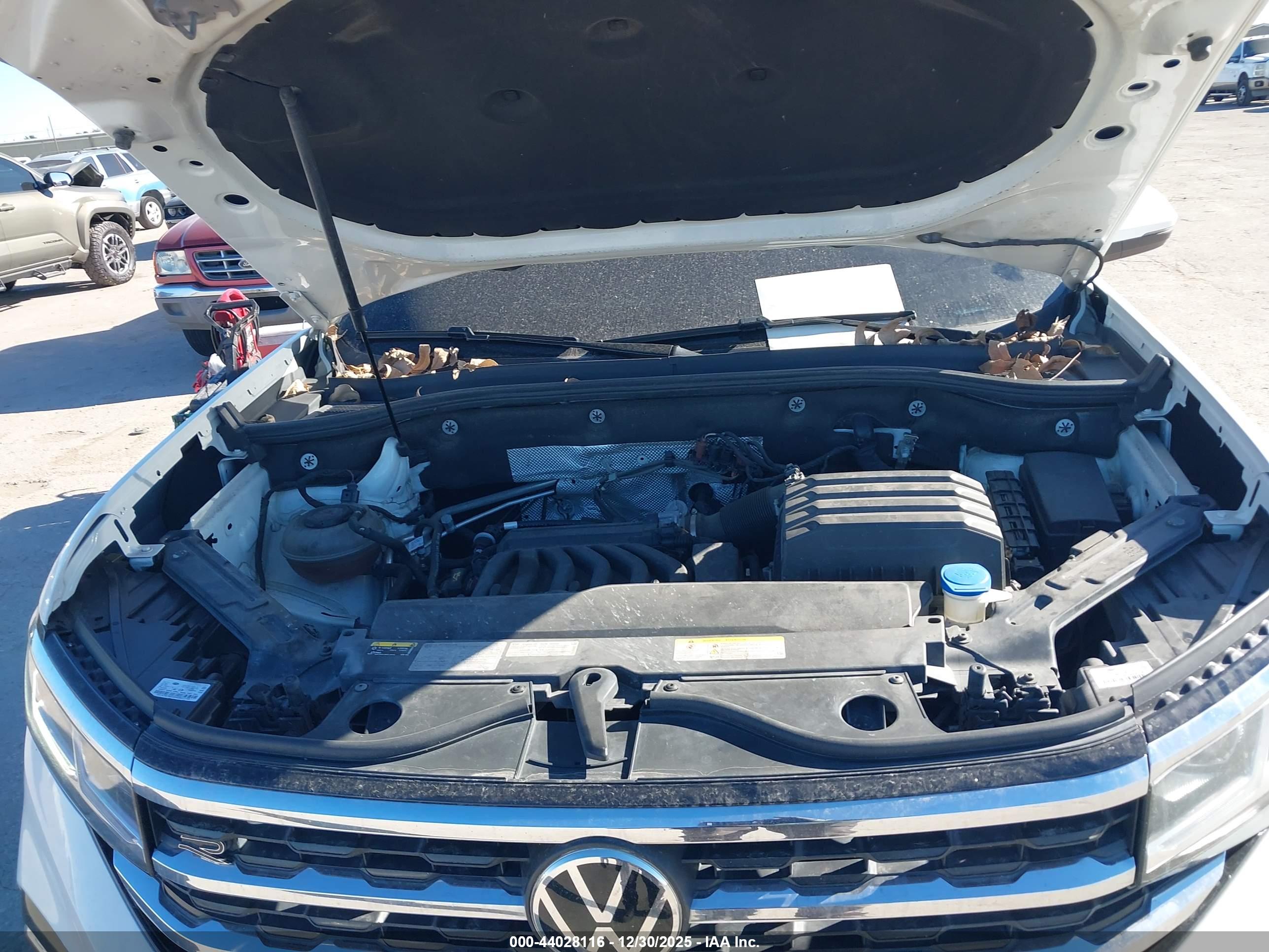 VOLKSWAGEN ATLAS image 10