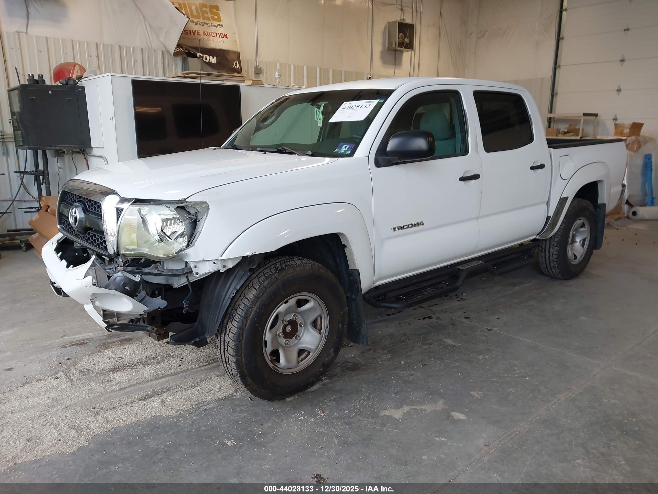 TOYOTA TACOMA image 2
