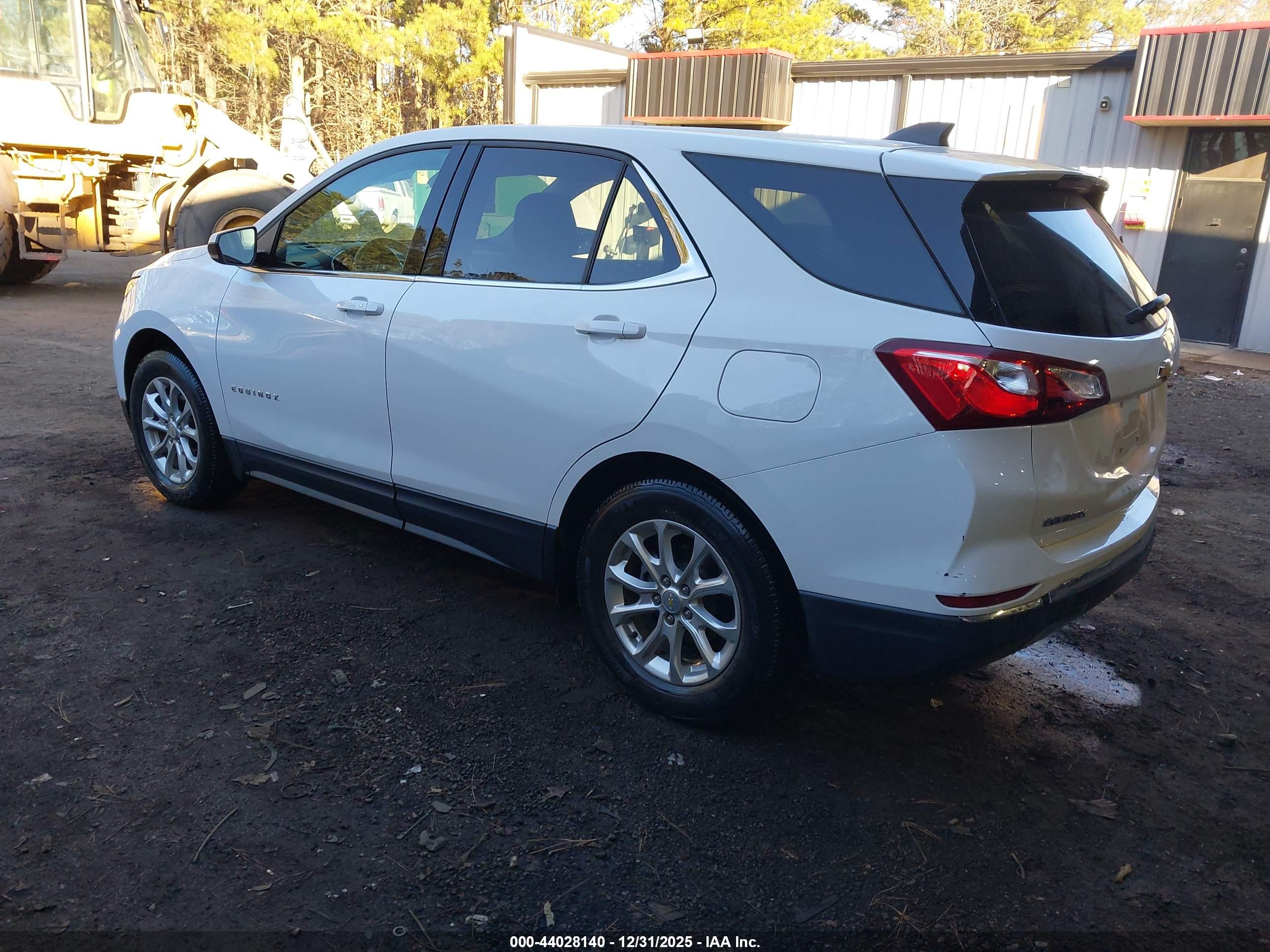 CHEVROLET EQUINOX image 3