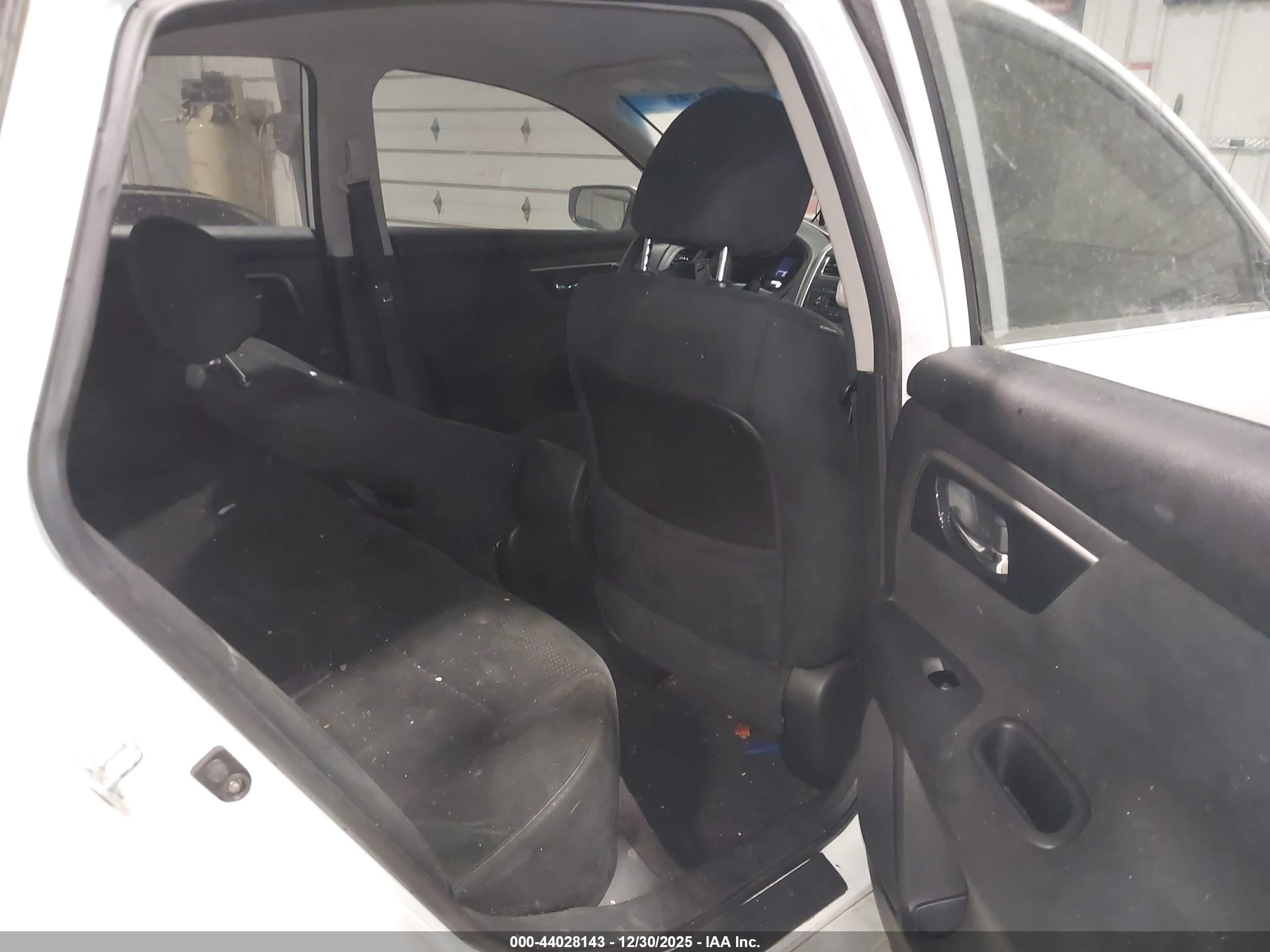 NISSAN ALTIMA image 8