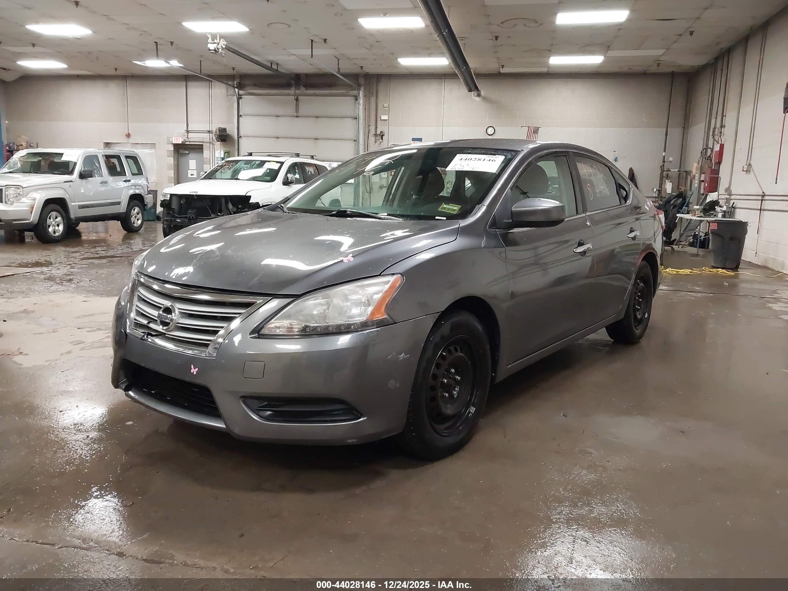 NISSAN SENTRA image 2