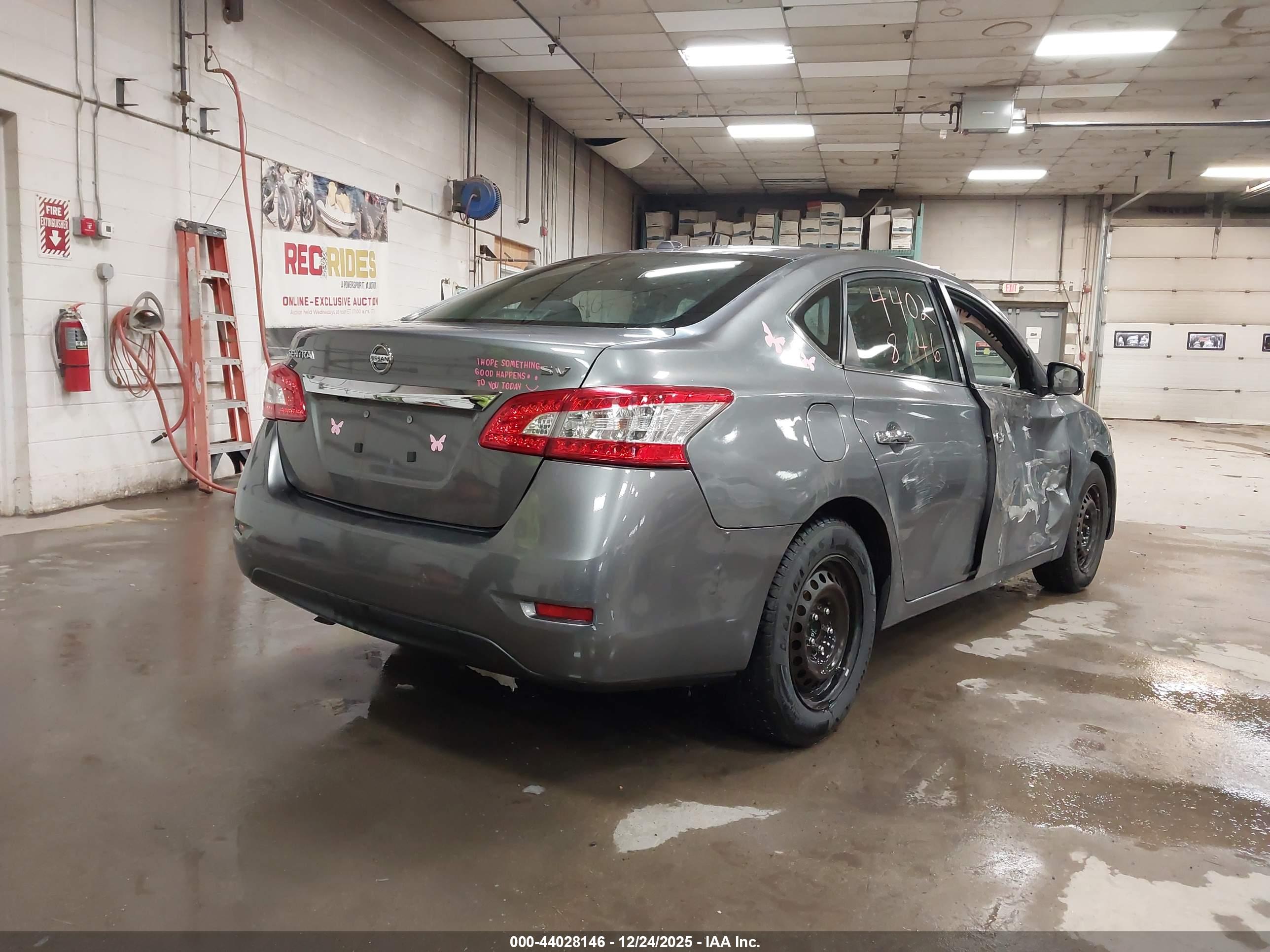 NISSAN SENTRA image 4