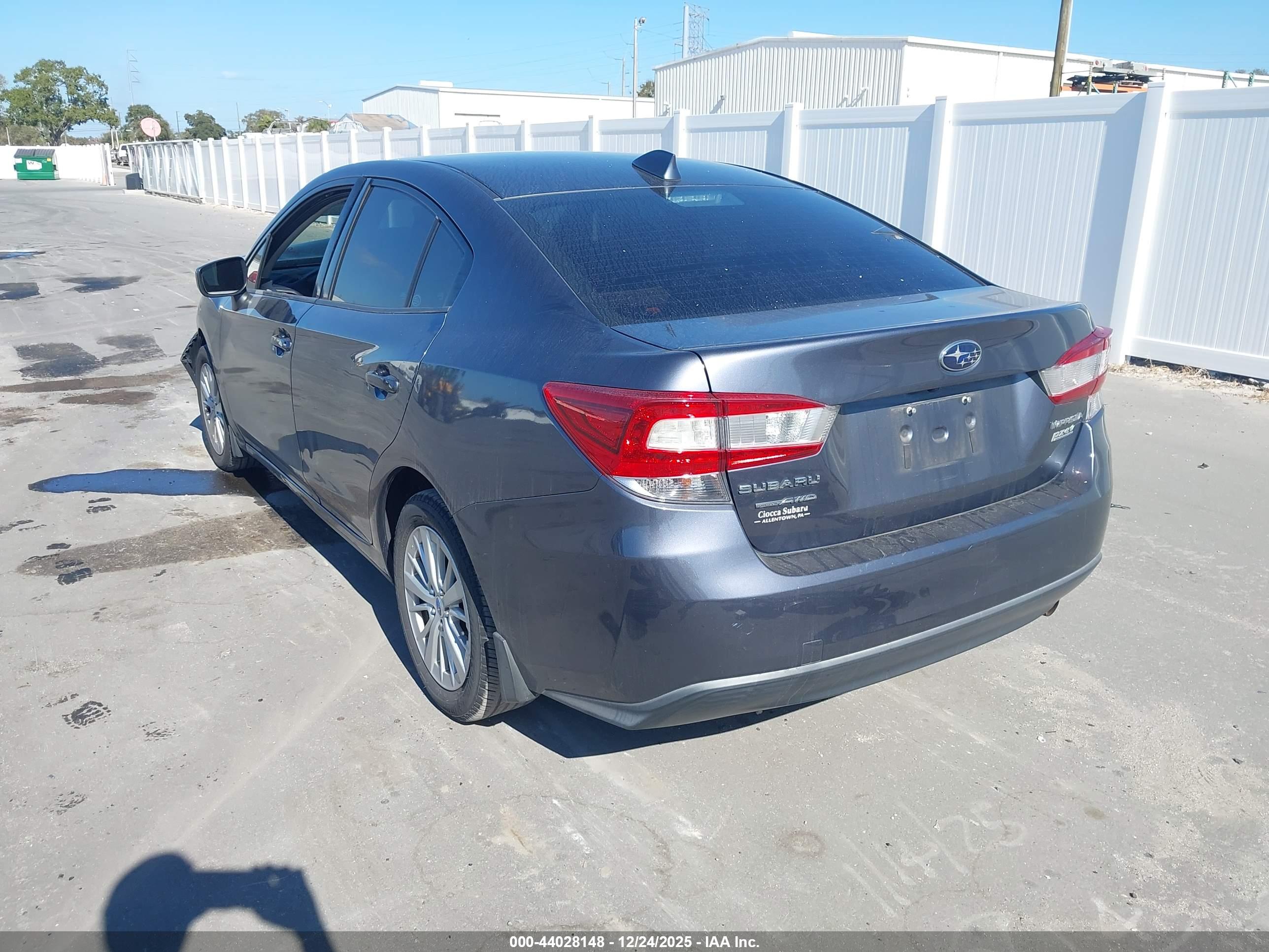 SUBARU IMPREZA image 3