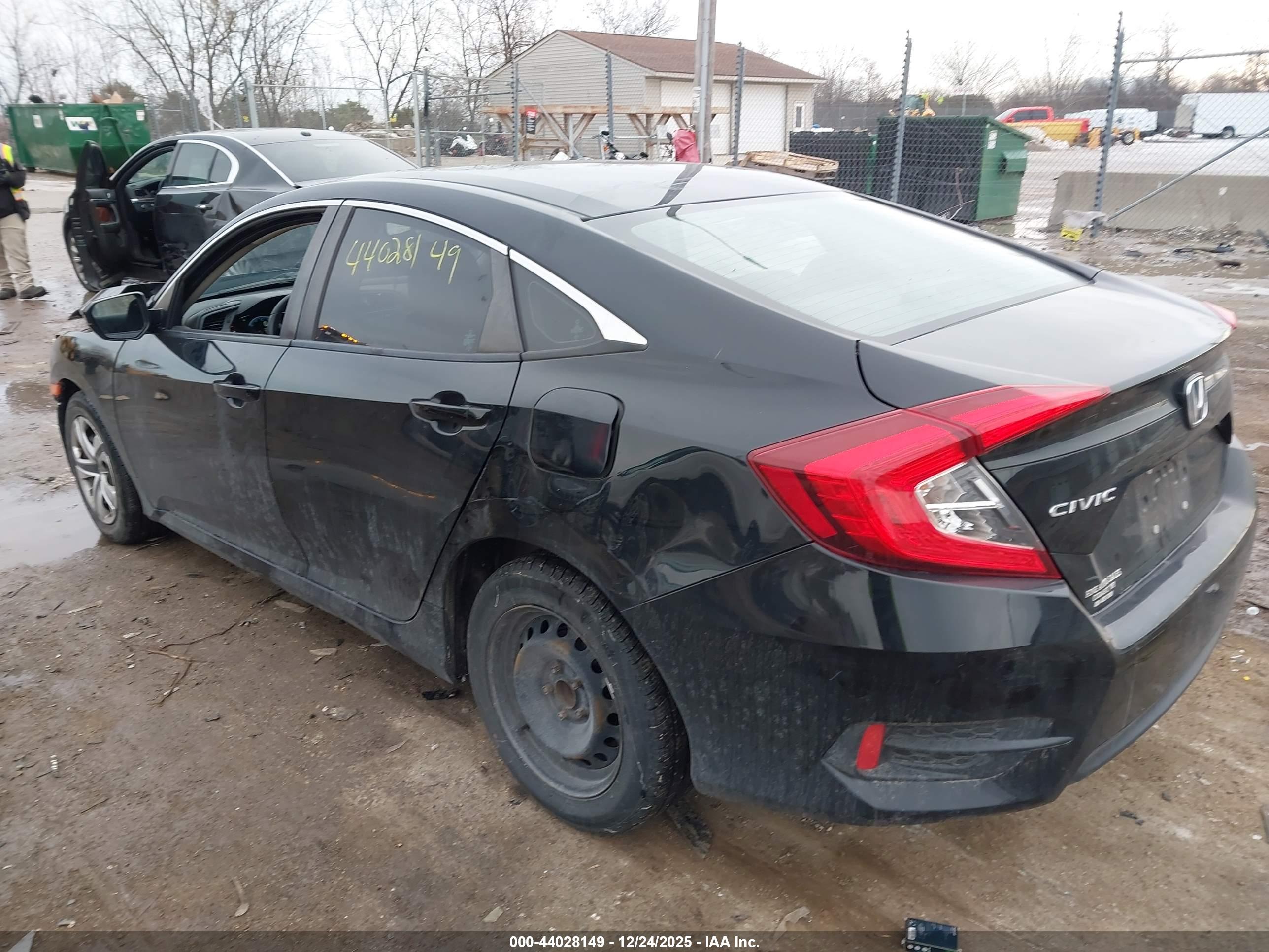 HONDA CIVIC image 3