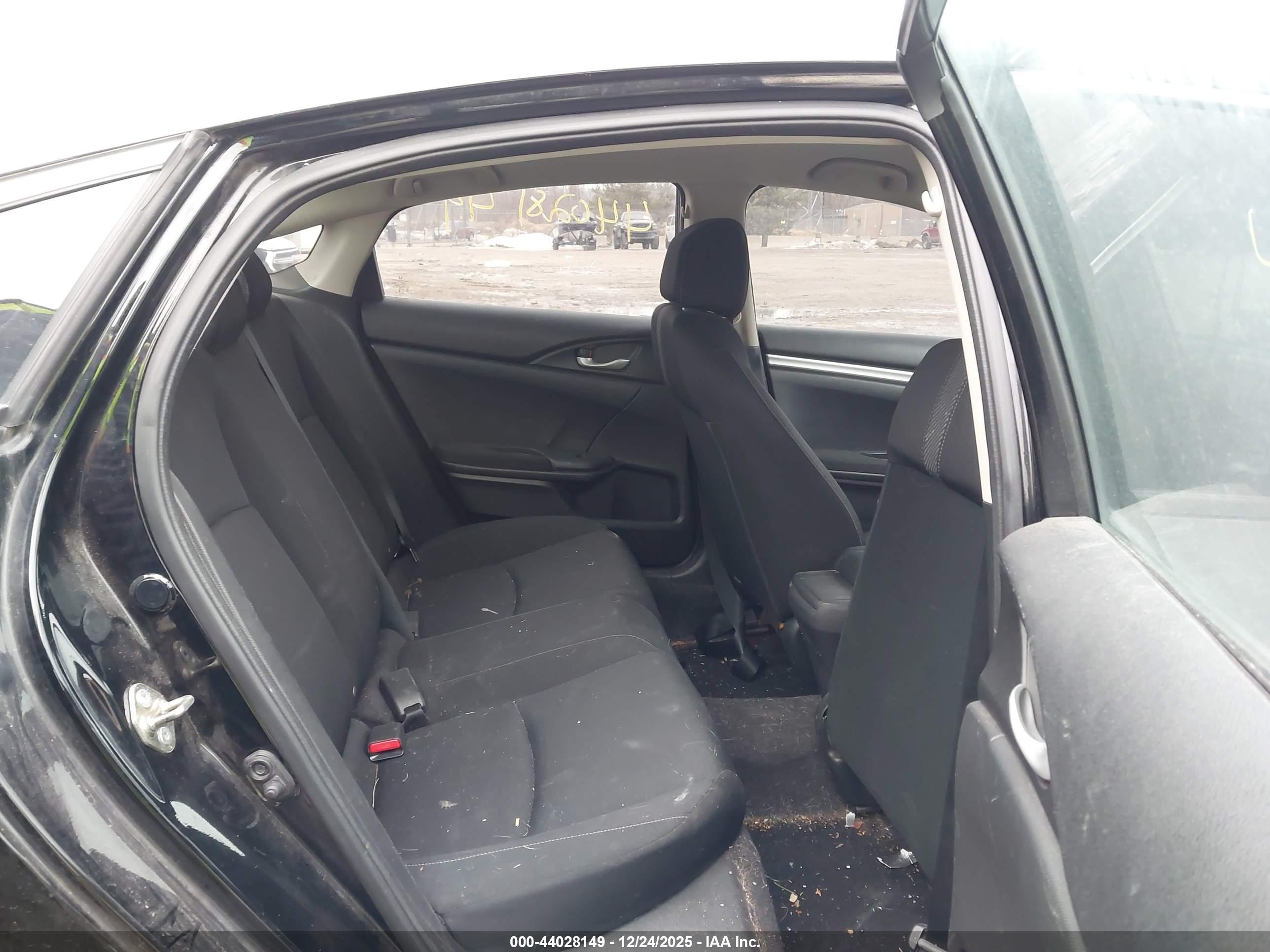 HONDA CIVIC image 8