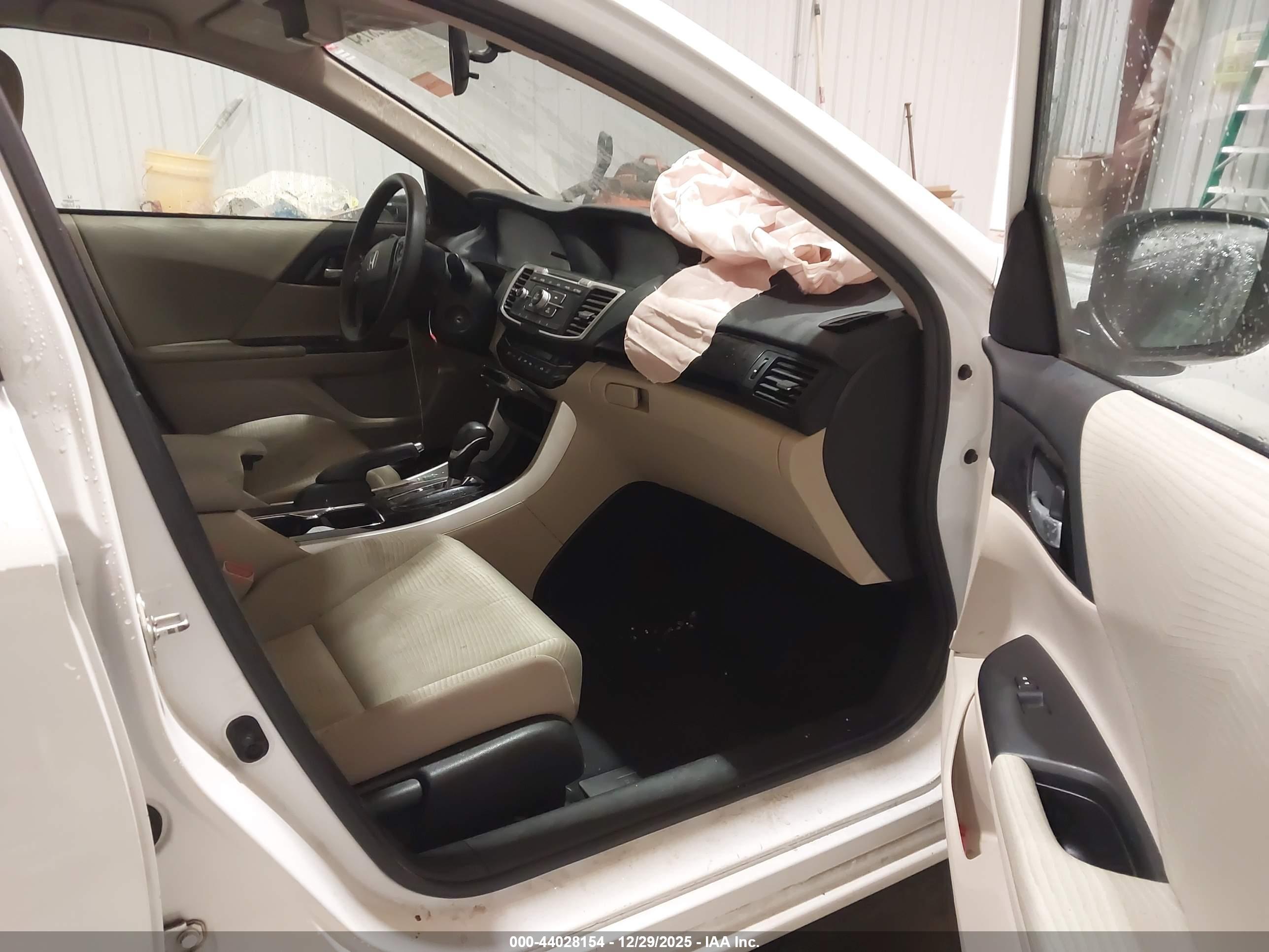 HONDA ACCORD image 5