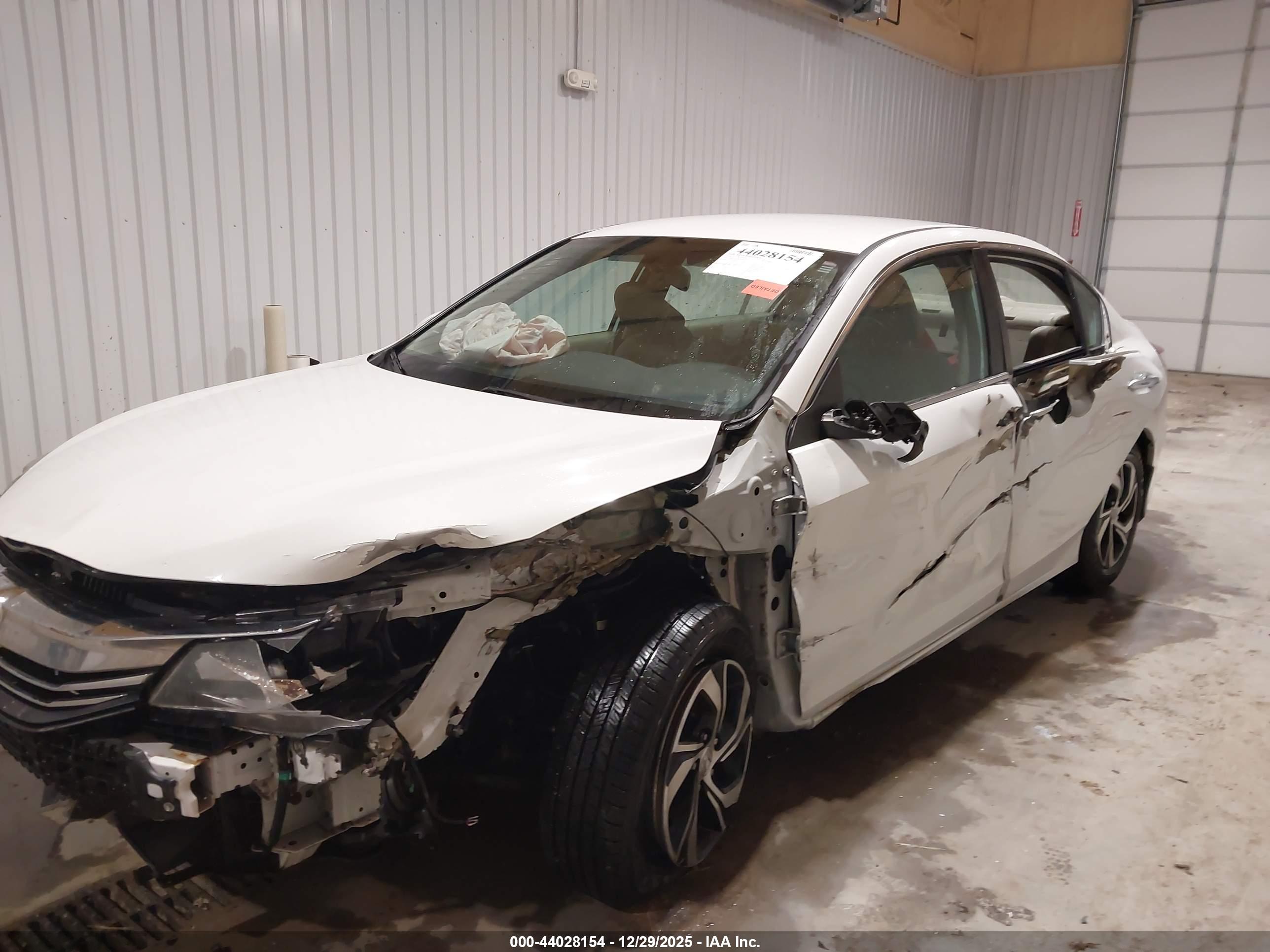 HONDA ACCORD image 6