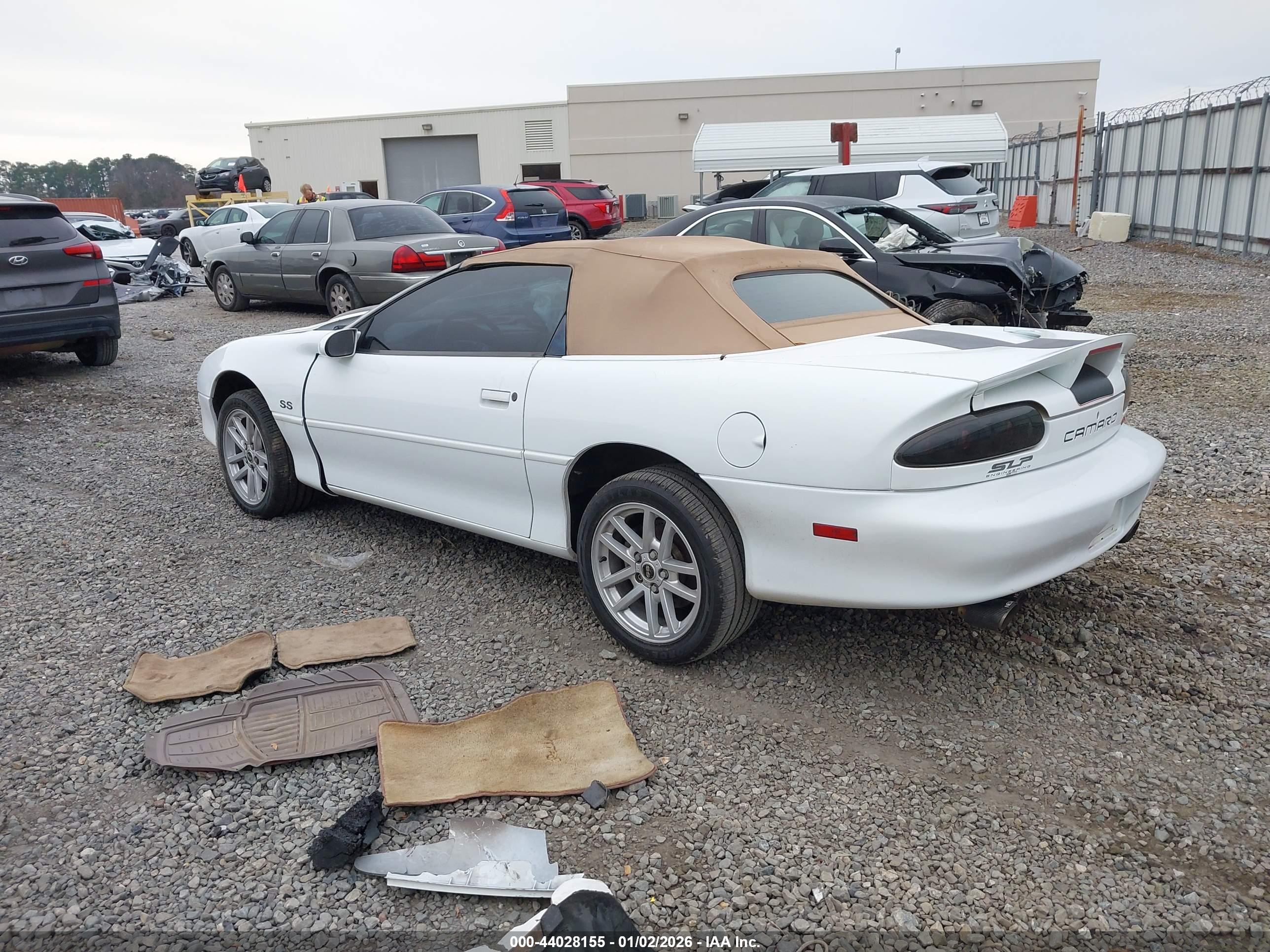CHEVROLET CAMARO image 3