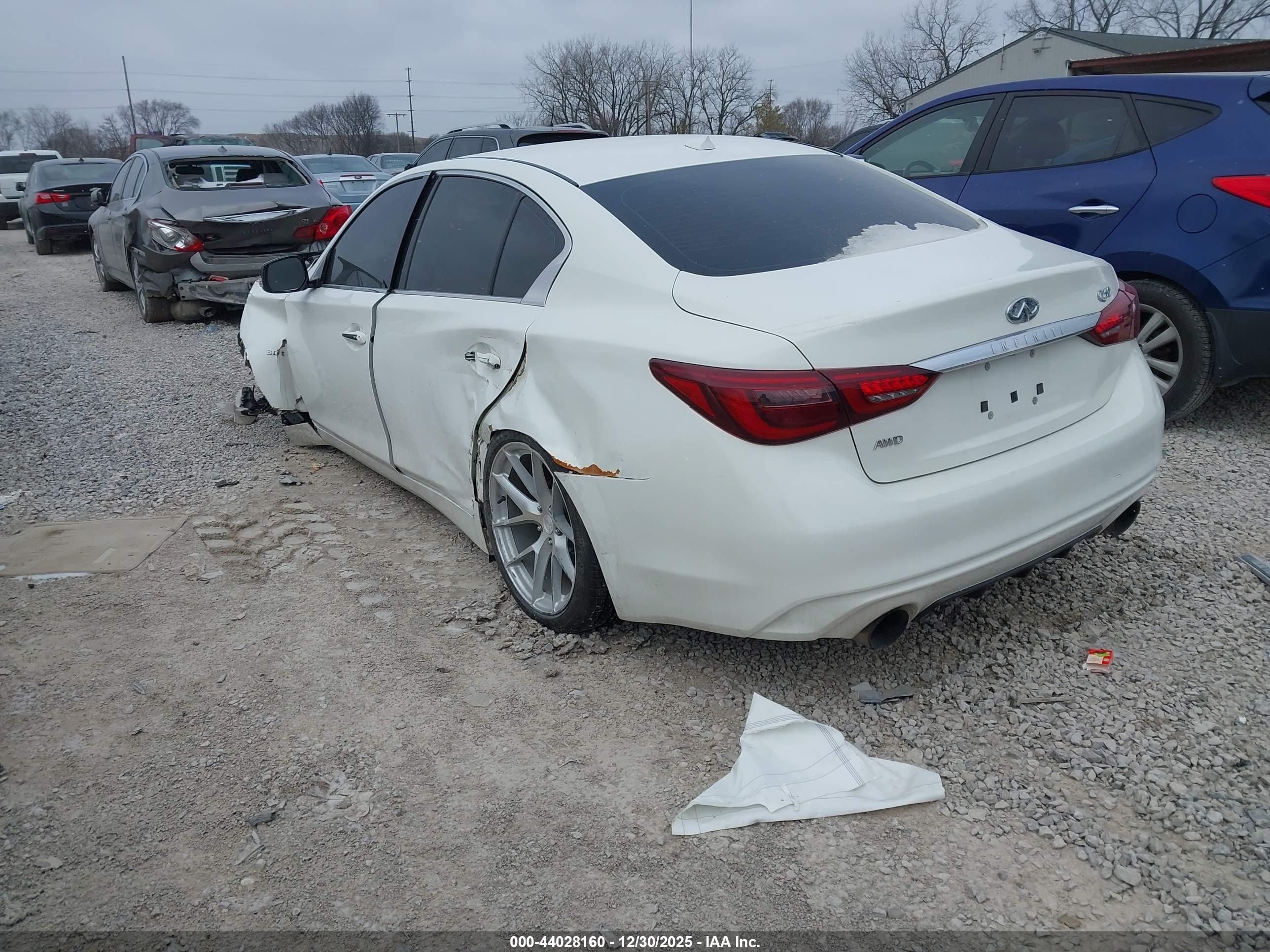 INFINITI Q50 image 3