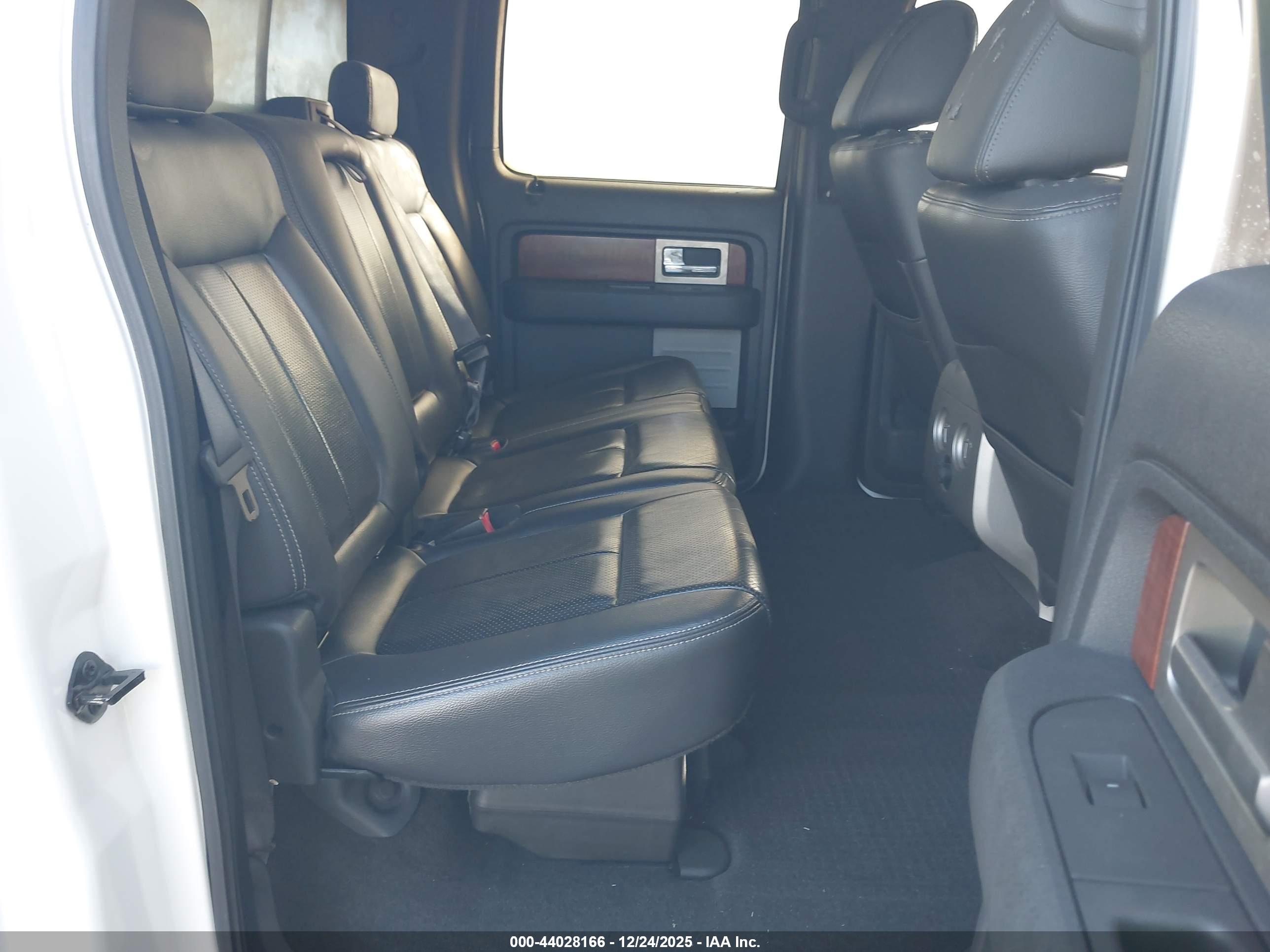 FORD F-150 image 8