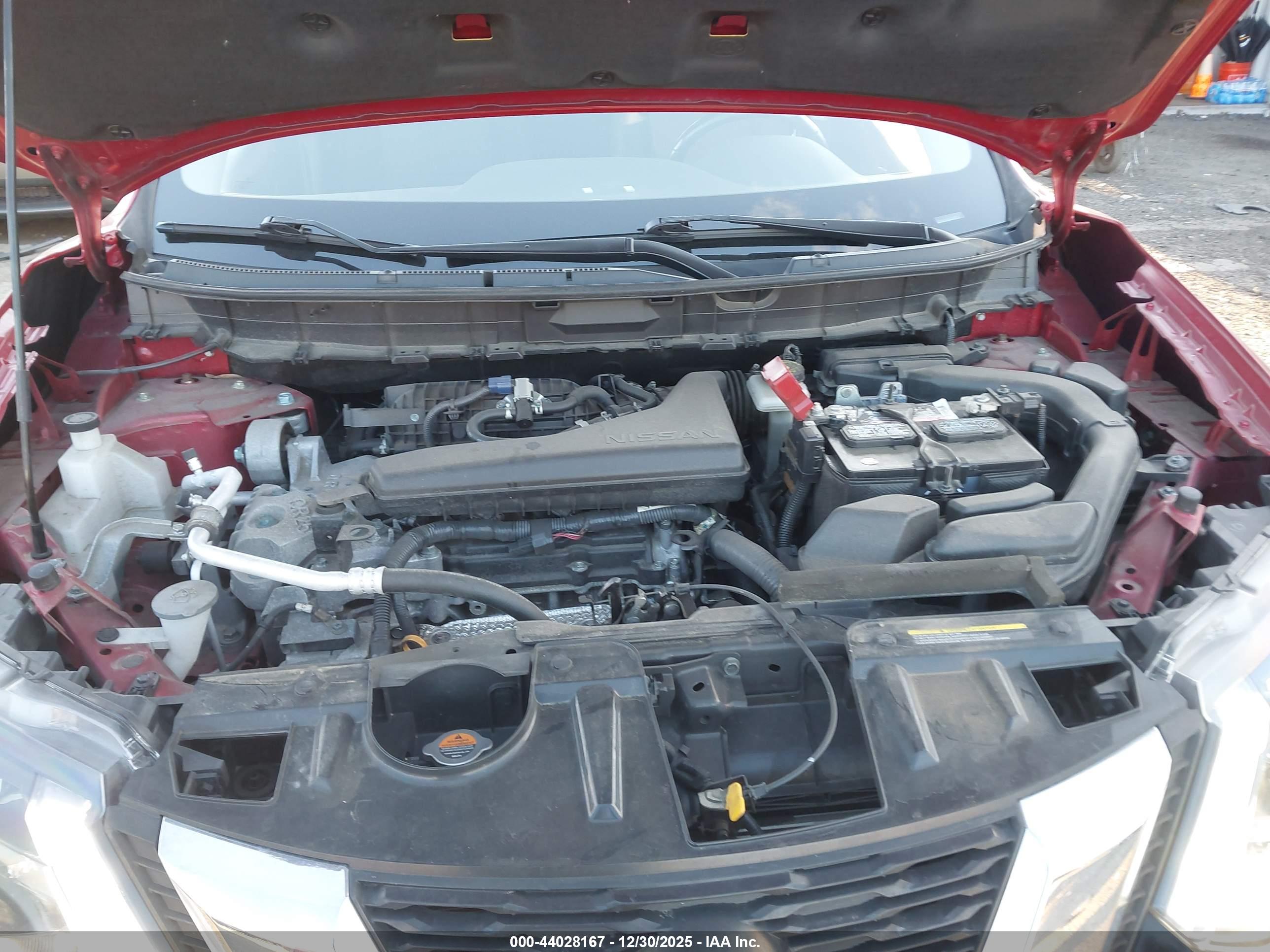 NISSAN ROGUE image 10