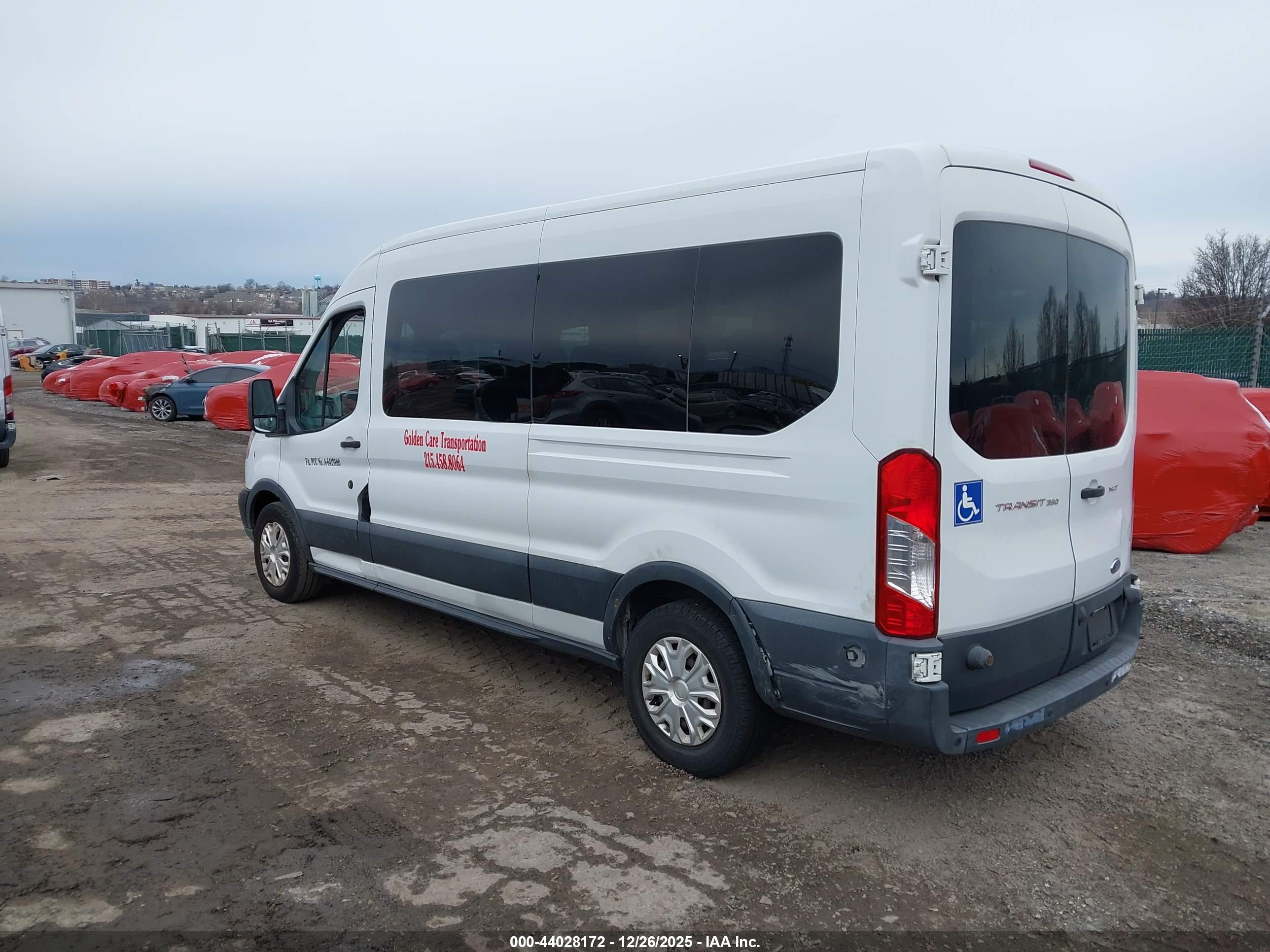 FORD TRANSIT-350 image 3