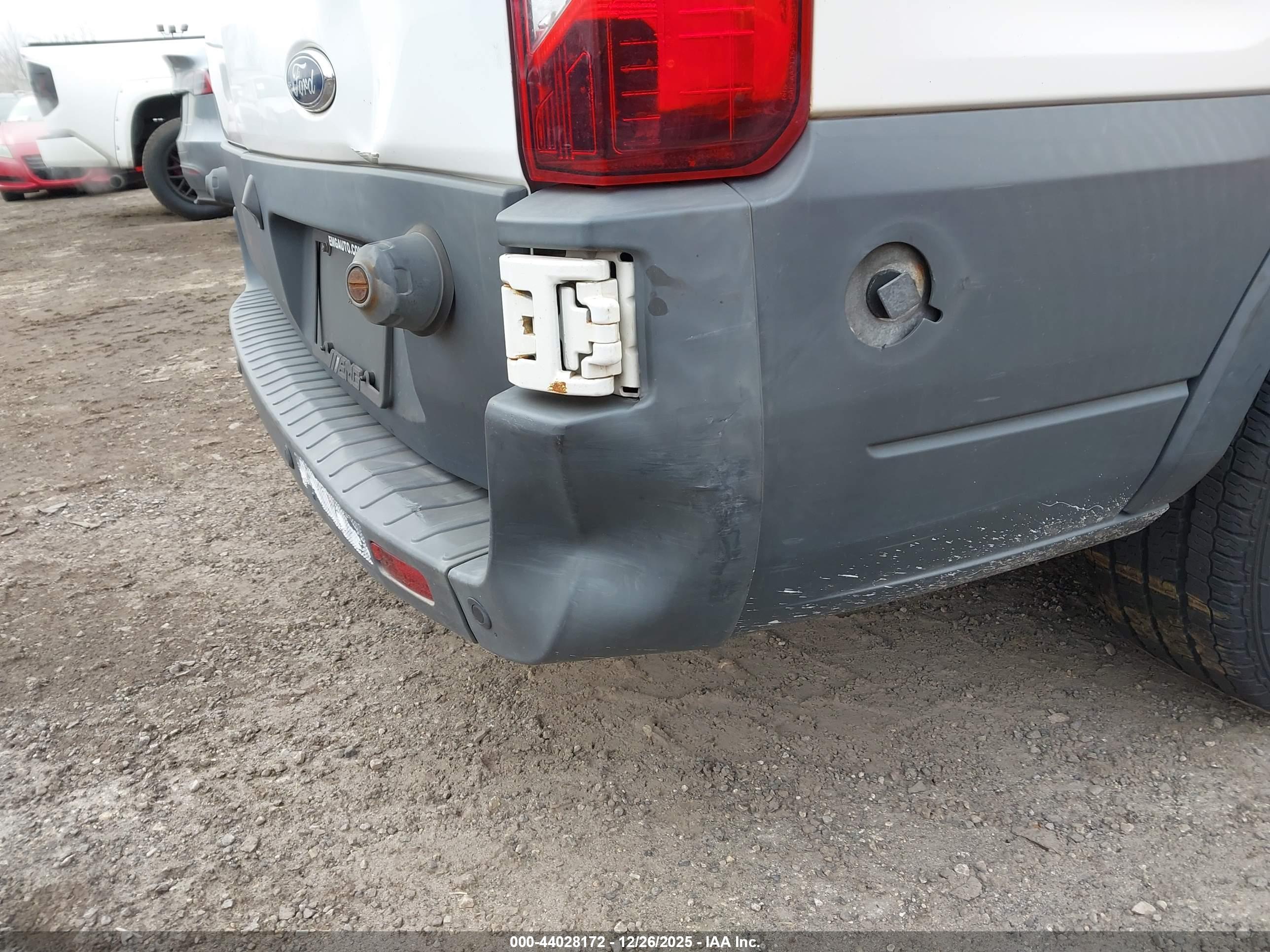 FORD TRANSIT-350 image 6