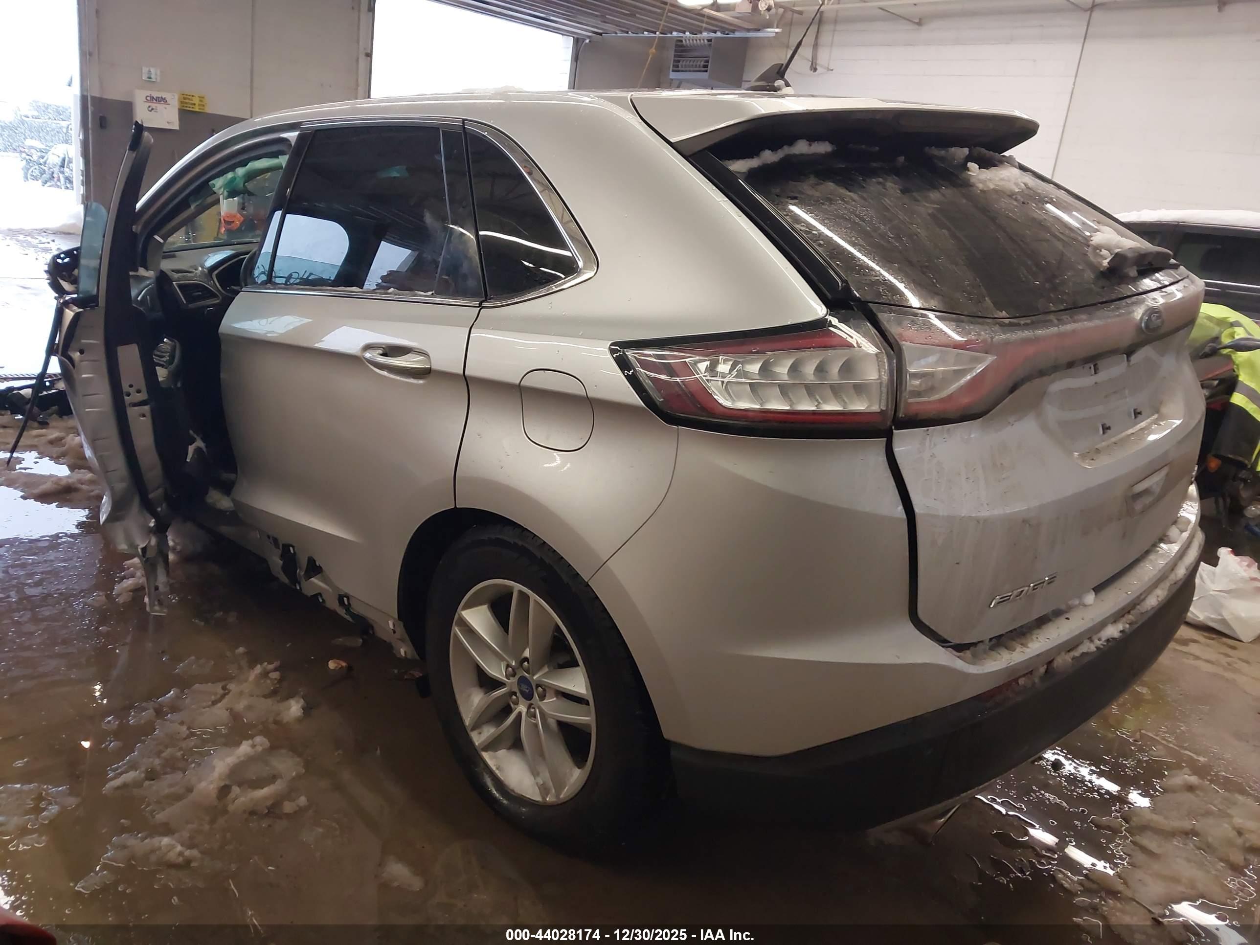 FORD EDGE image 3