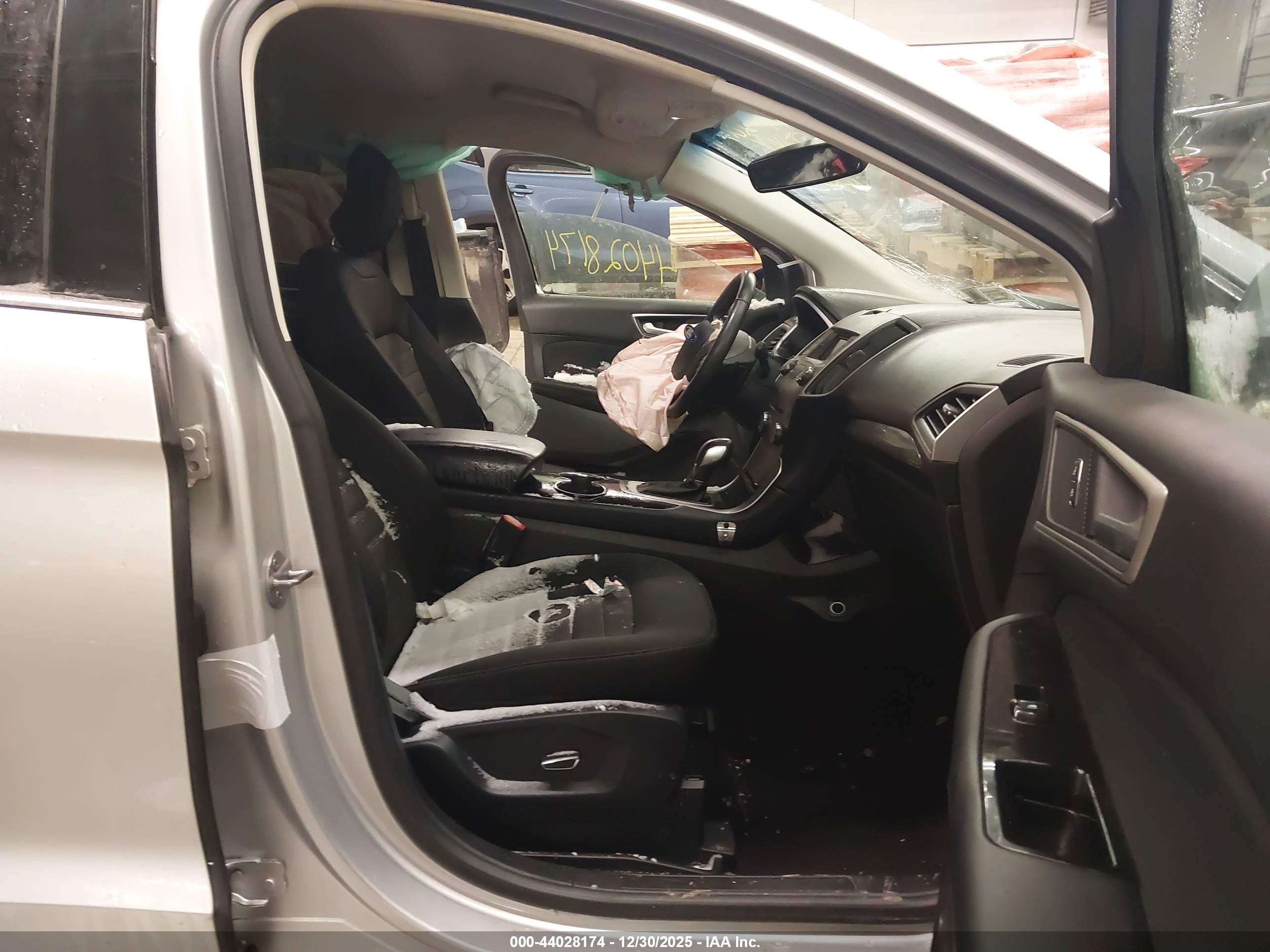 FORD EDGE image 5