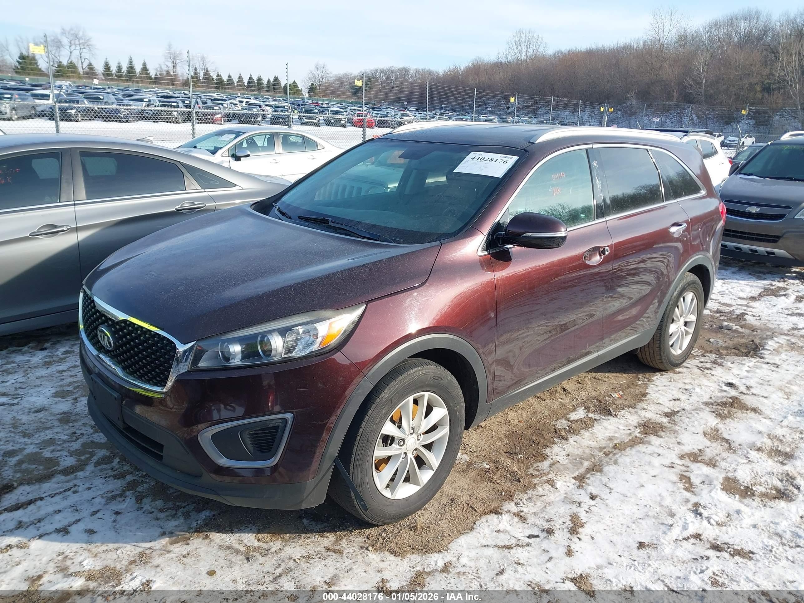 KIA SORENTO image 2