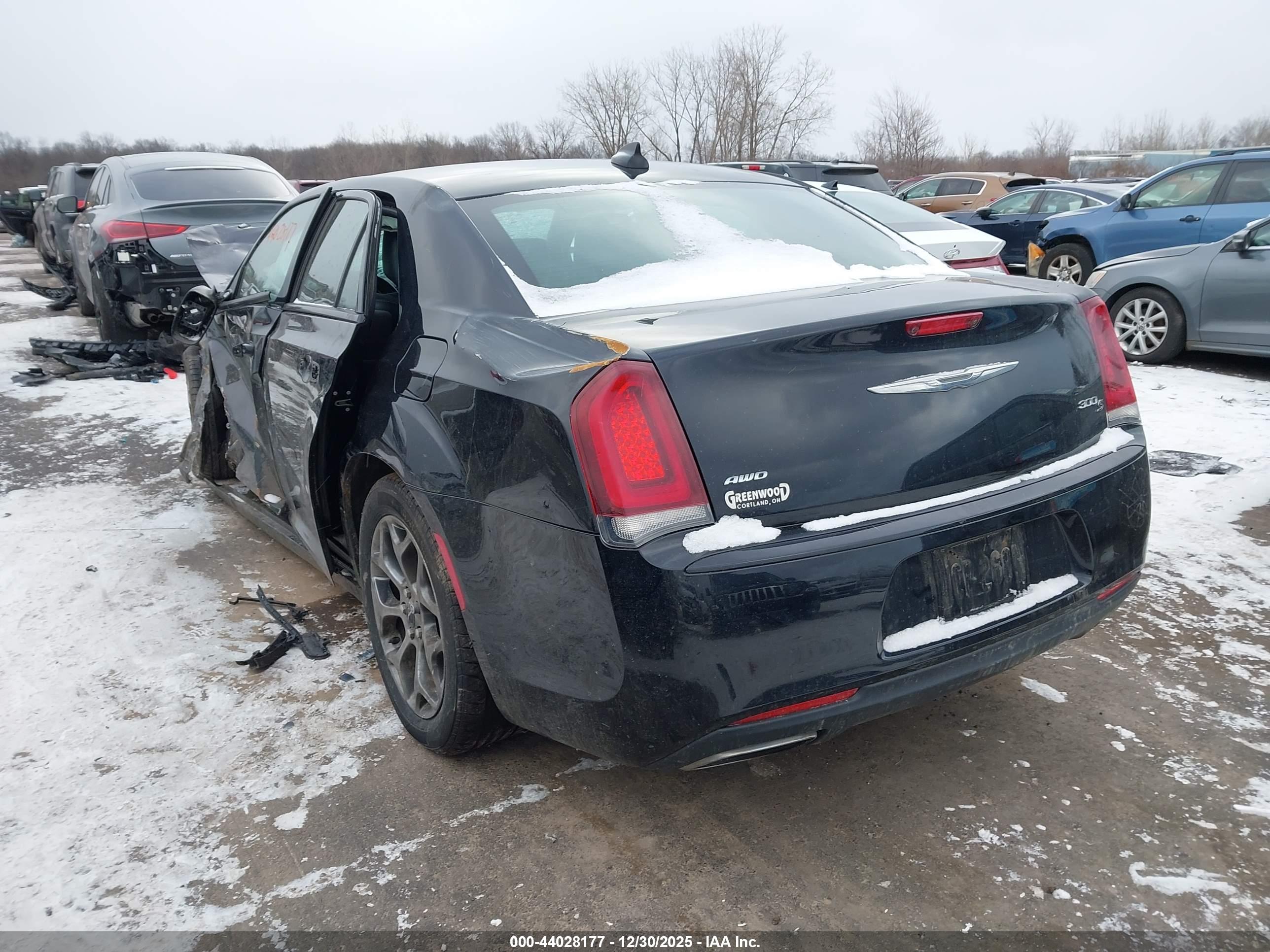 CHRYSLER 300 image 3