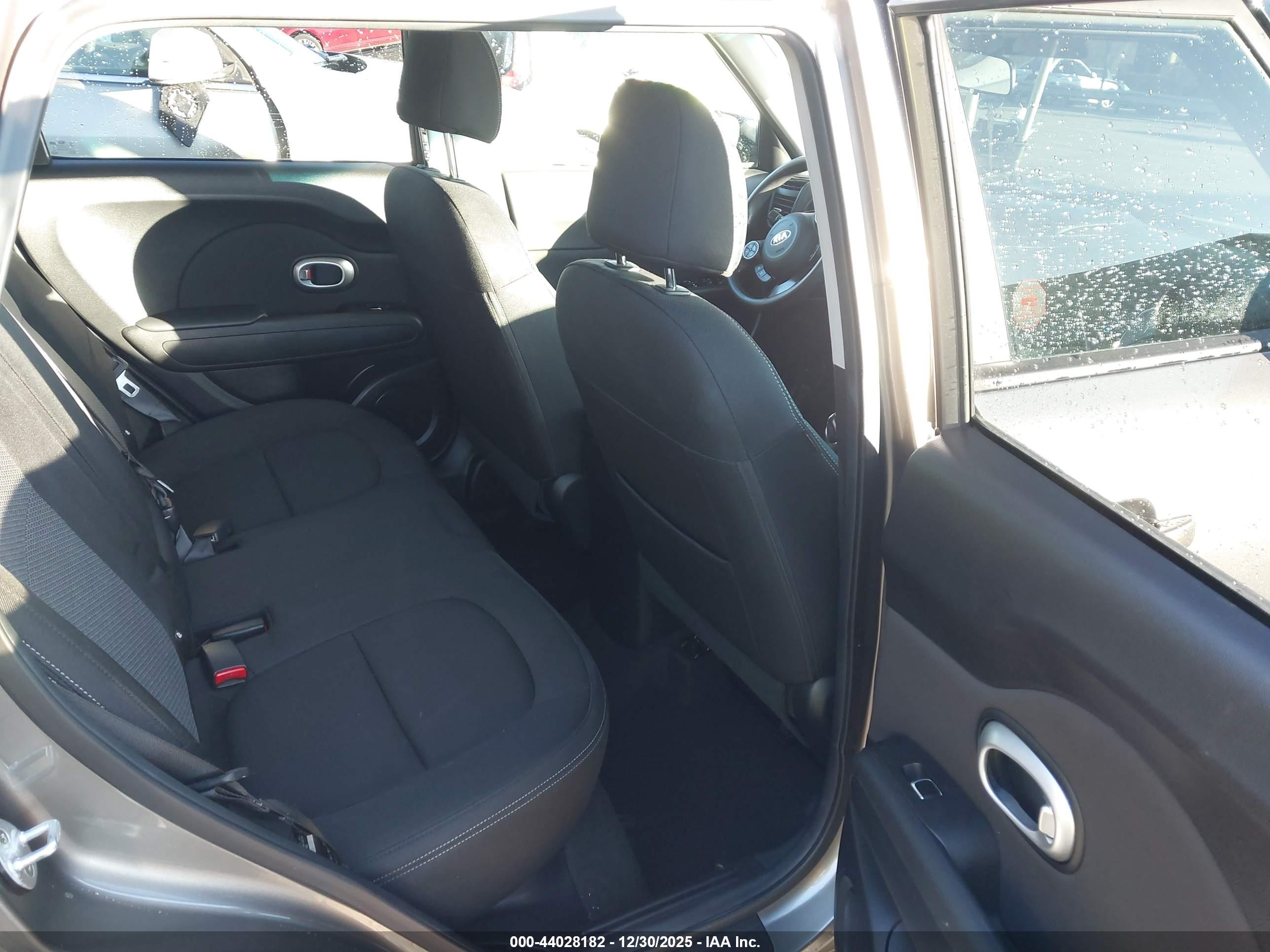 KIA SOUL image 8