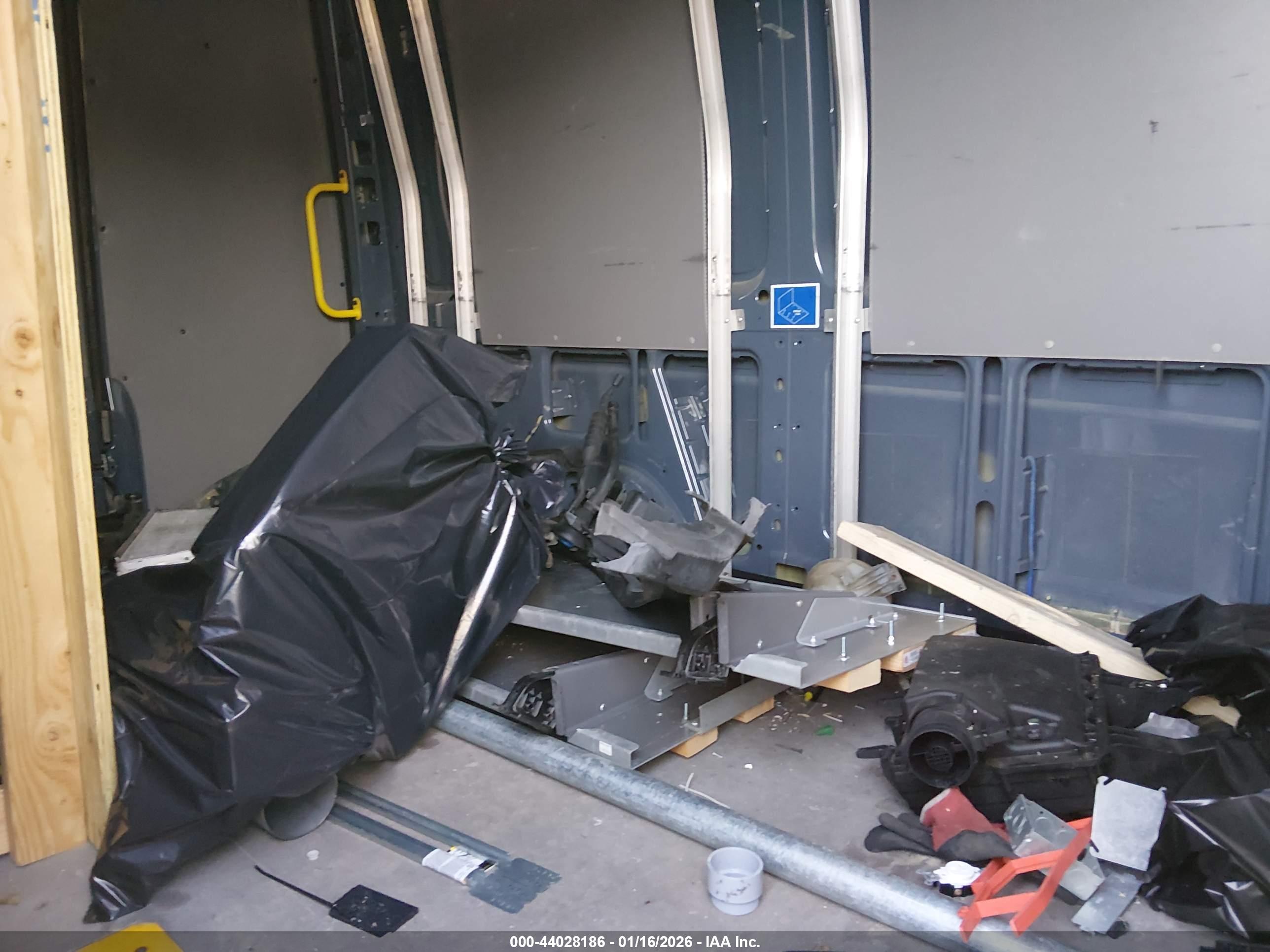 MERCEDES-BENZ SPRINTER image 8