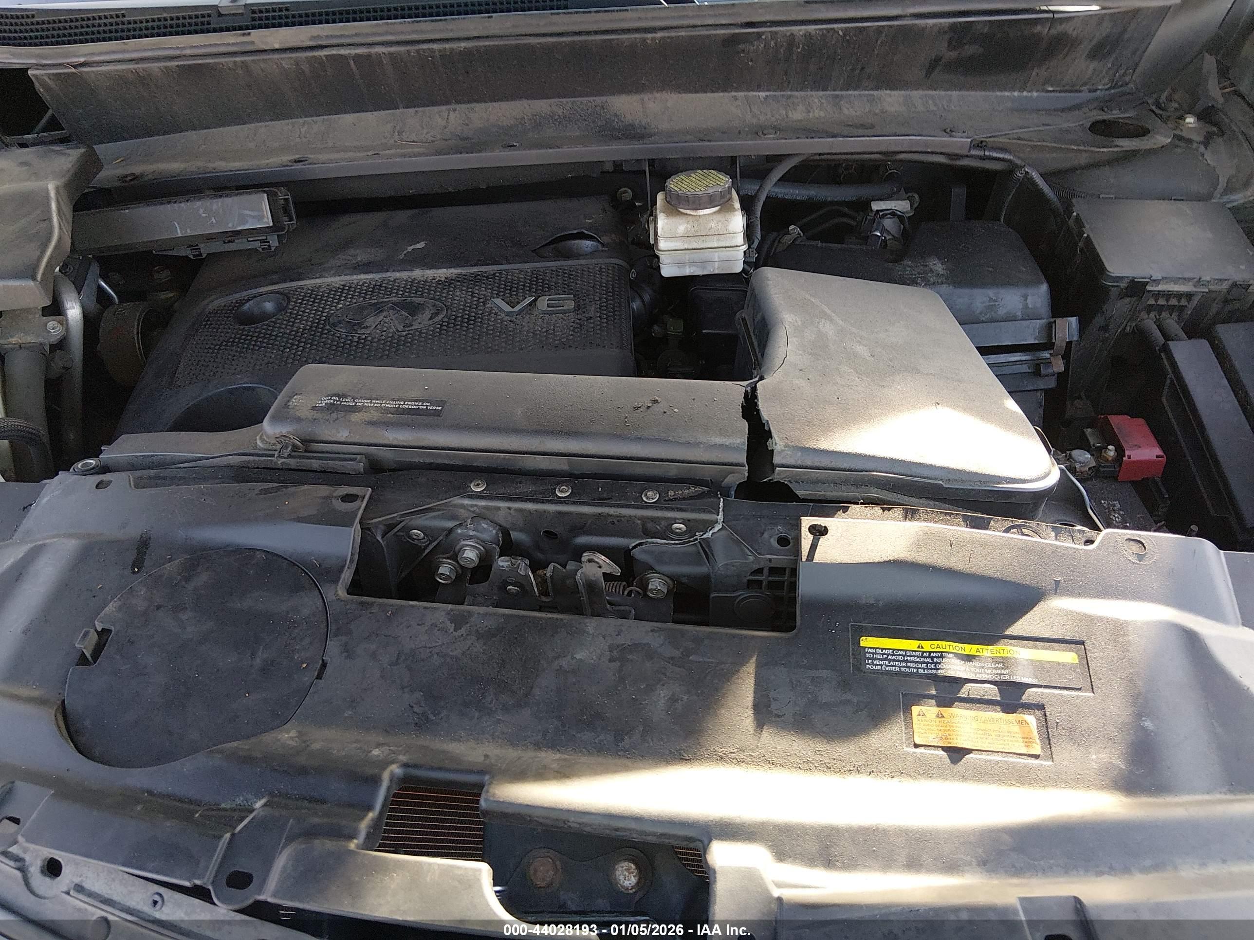 INFINITI JX35 image 10