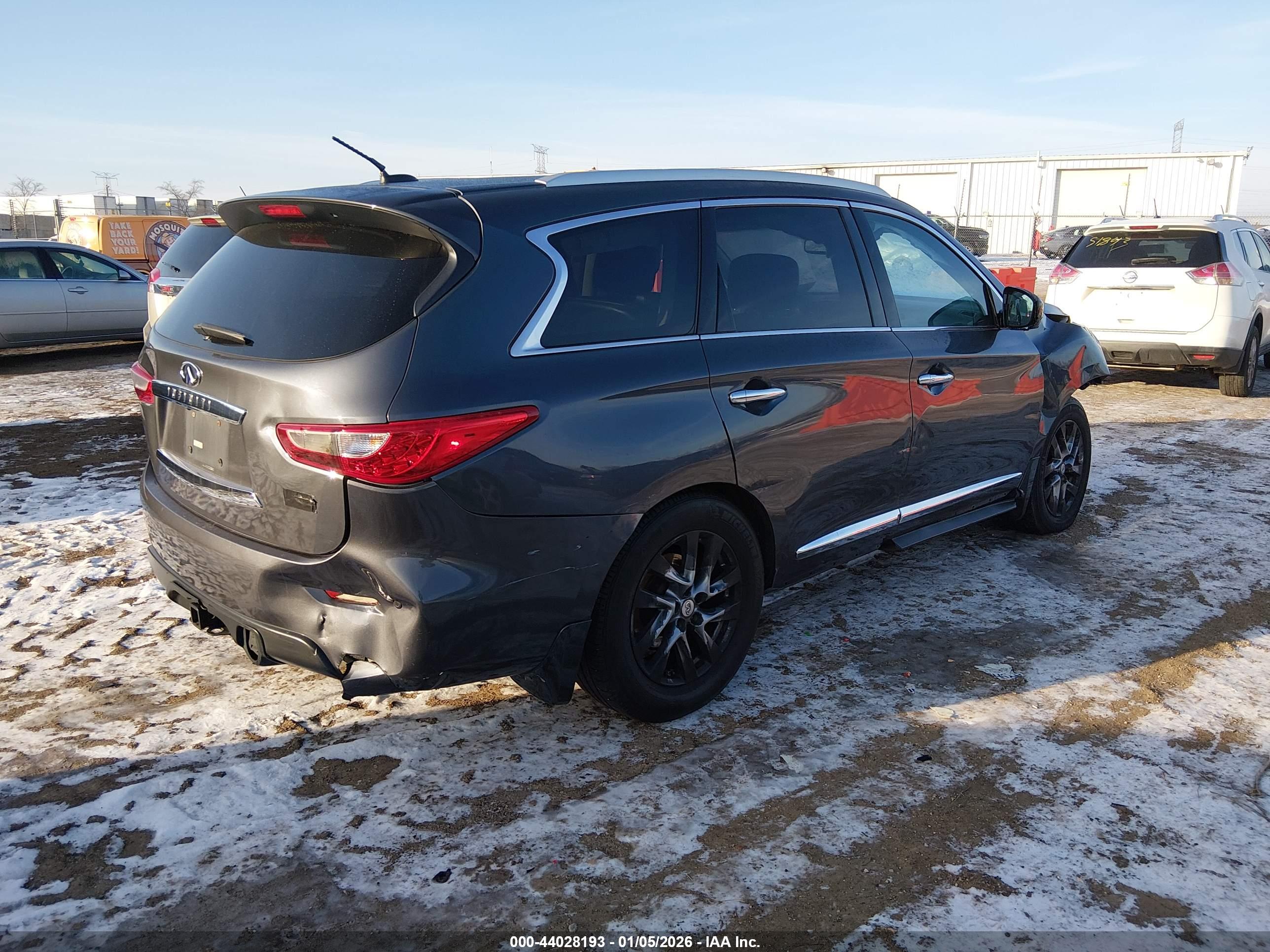INFINITI JX35 image 4
