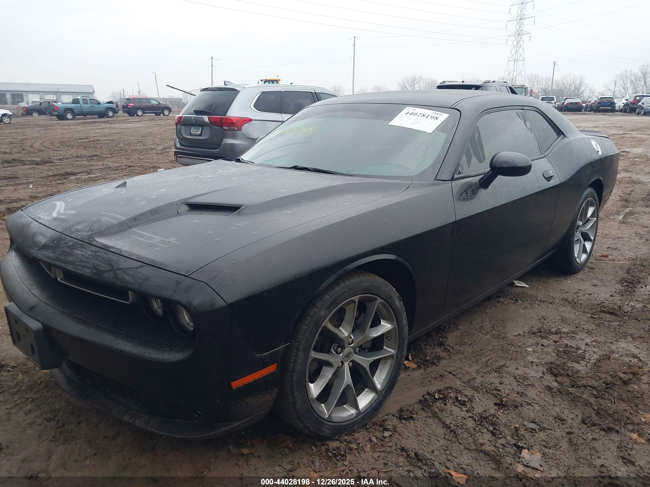 DODGE CHALLENGER image 2