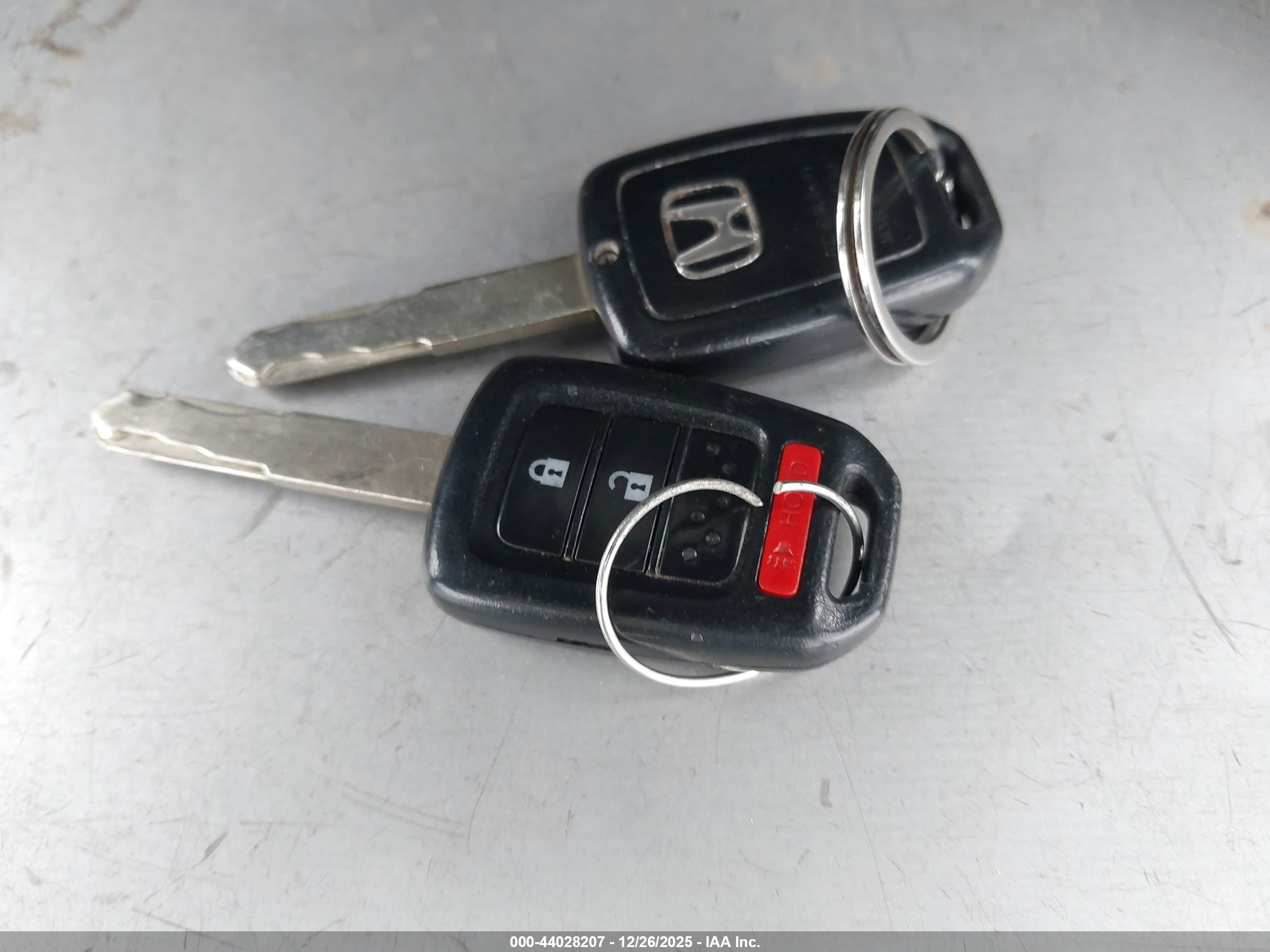 HONDA CR-V image 11