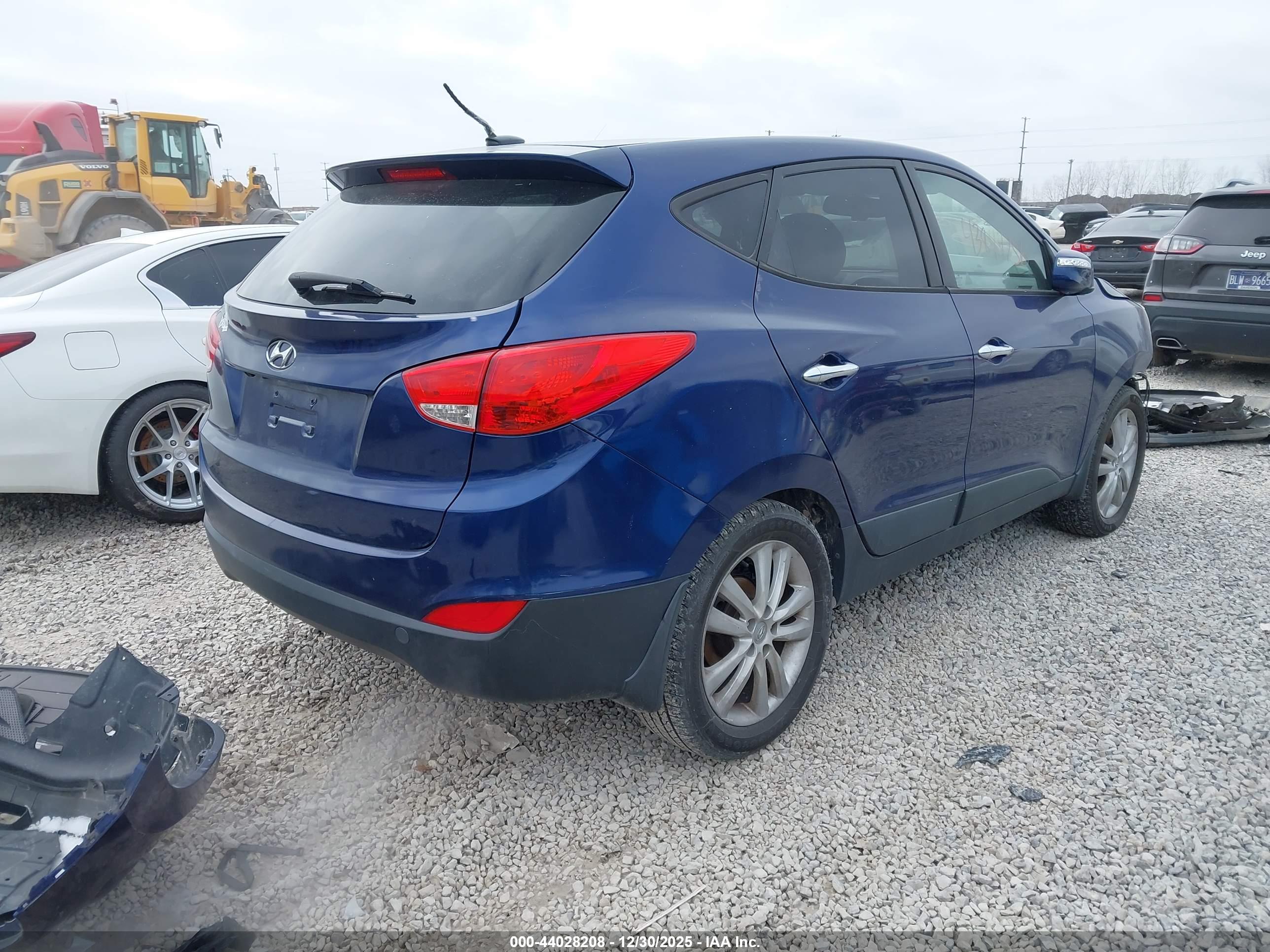 HYUNDAI TUCSON image 4