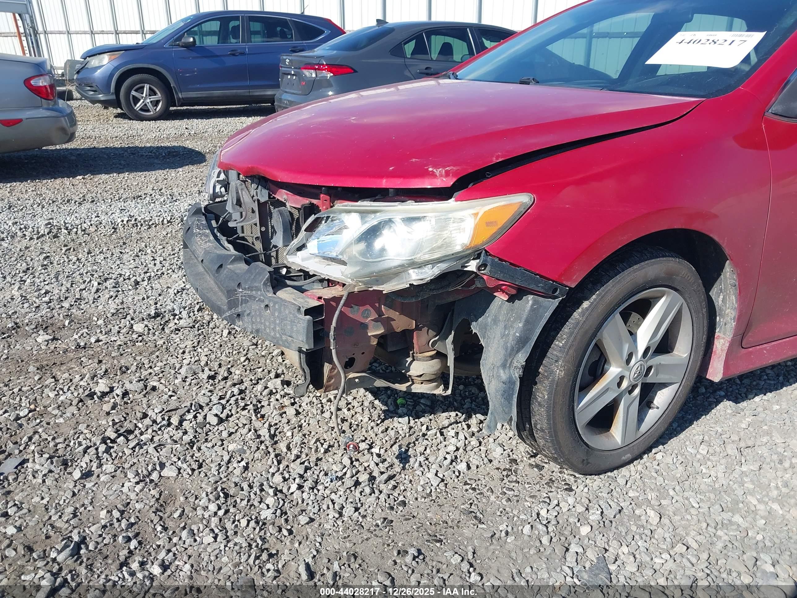 TOYOTA CAMRY image 6