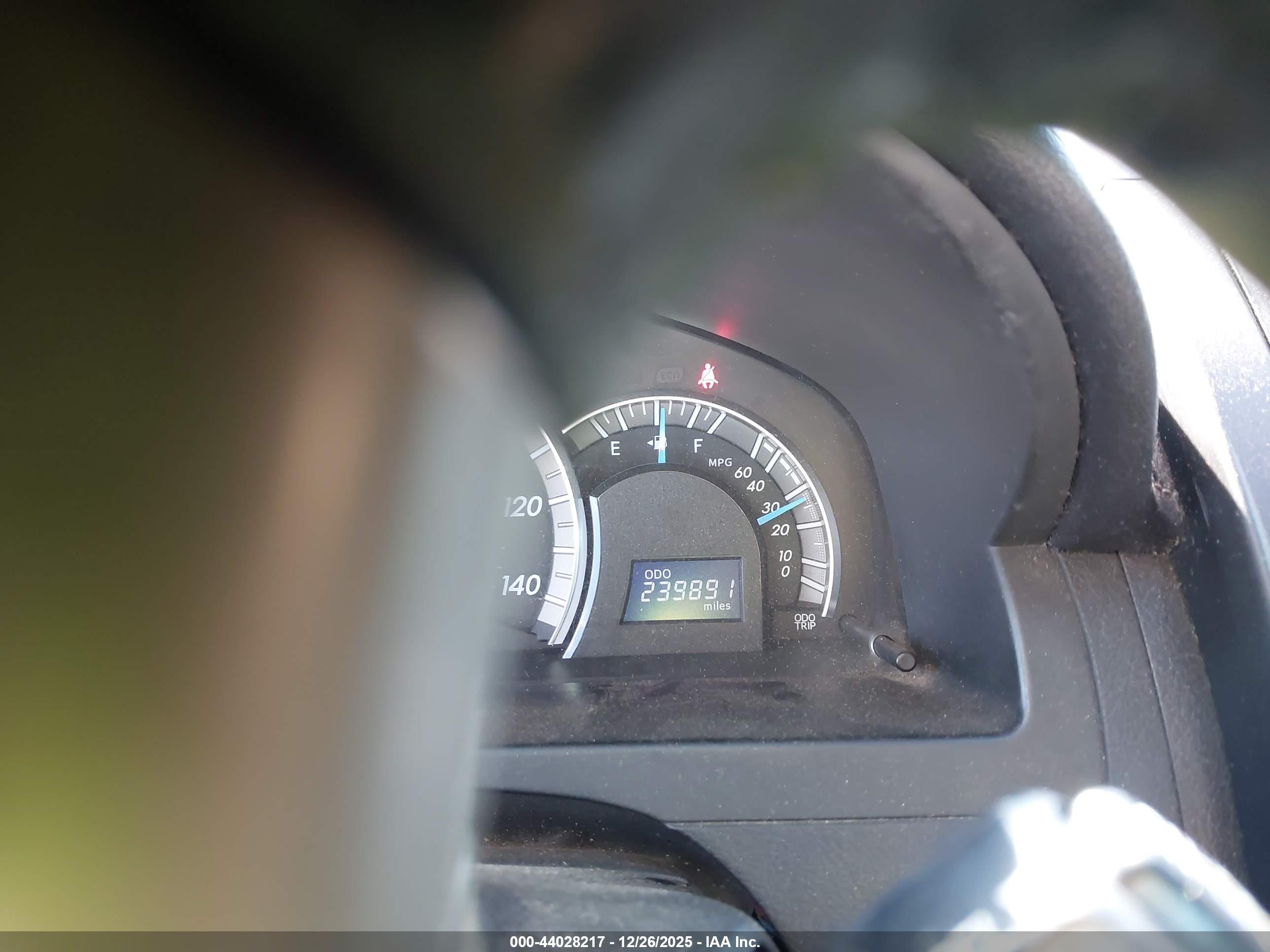 TOYOTA CAMRY image 7