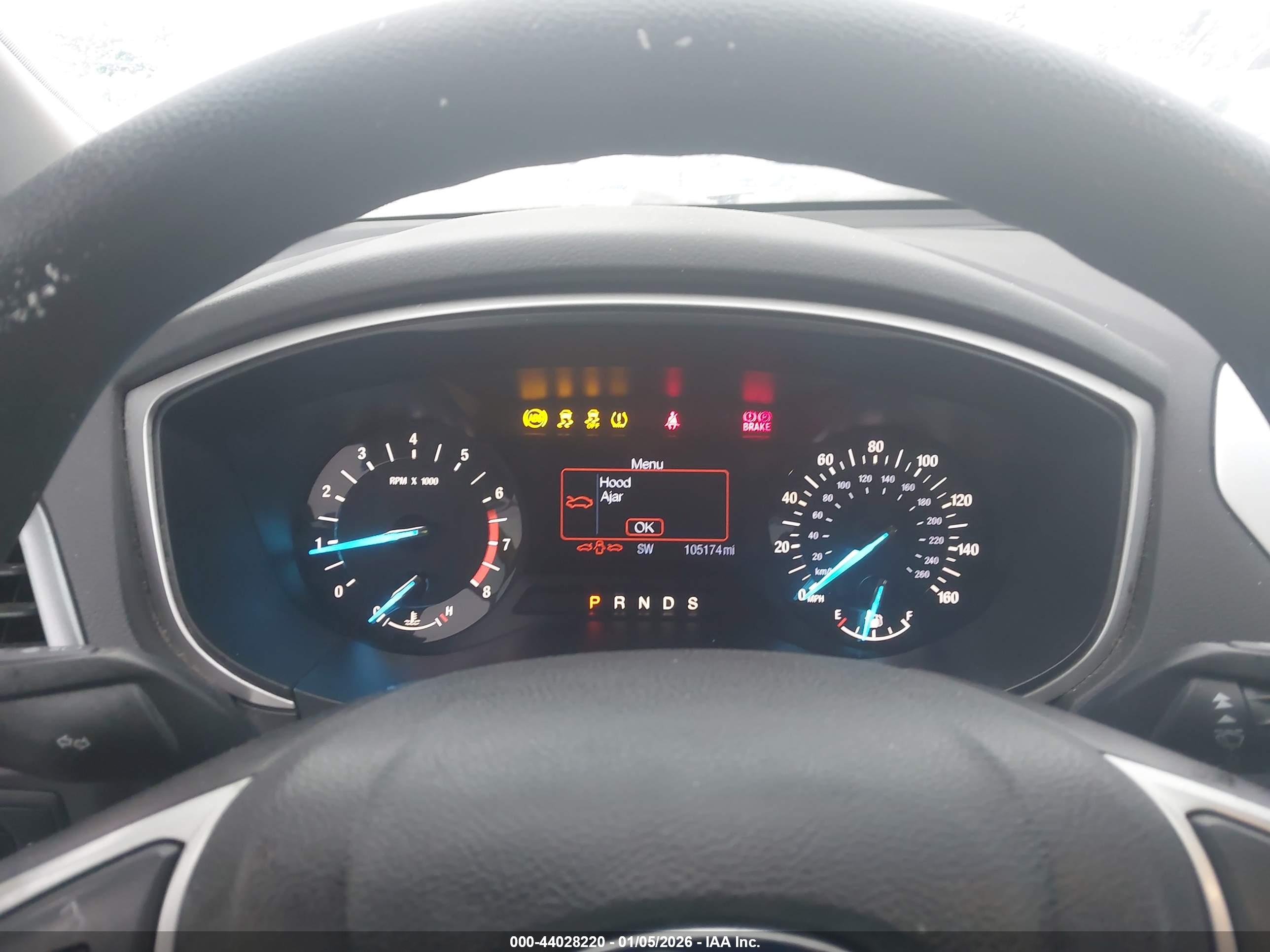 FORD FUSION image 7