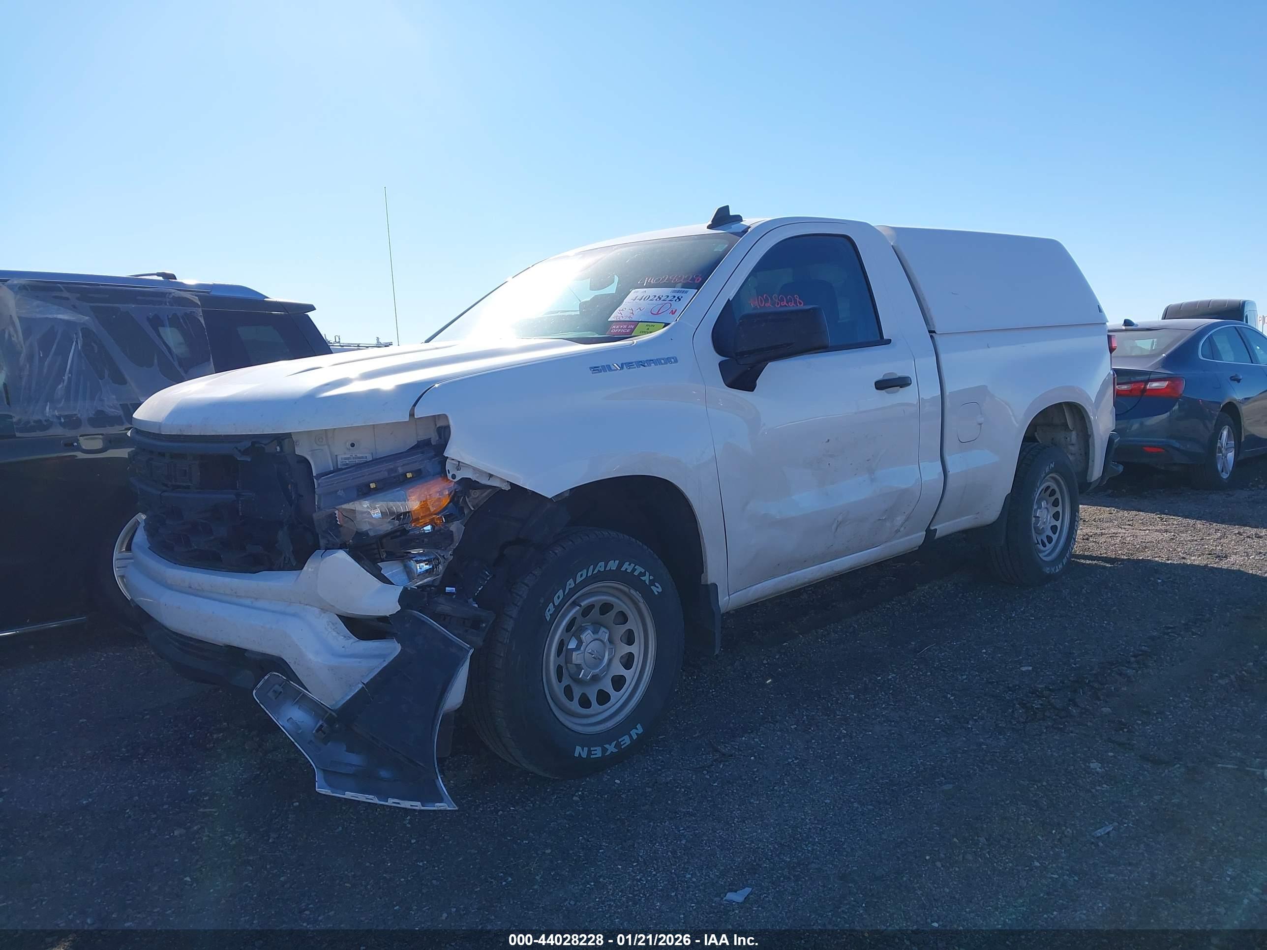CHEVROLET SILVERADO image 2