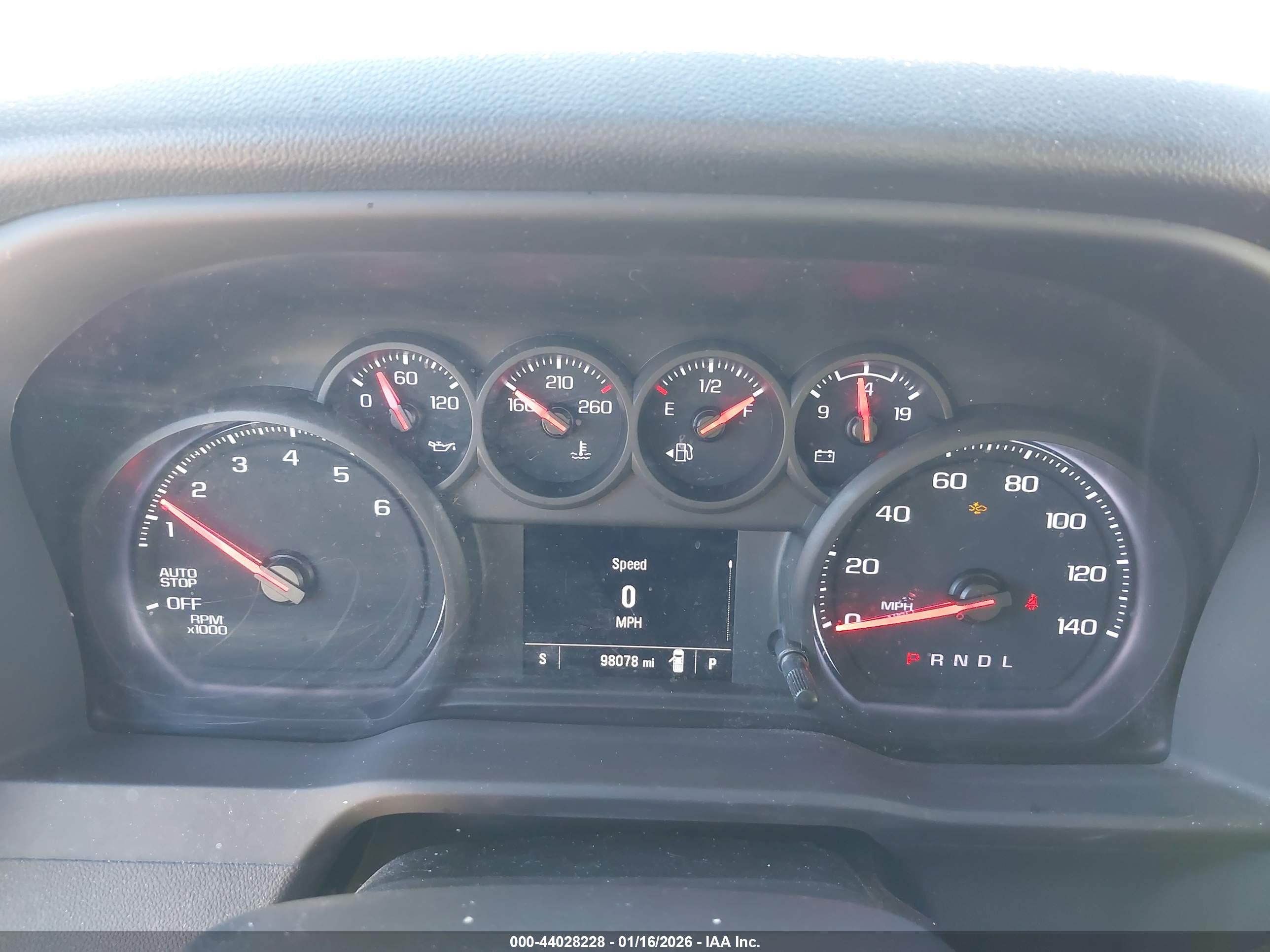 CHEVROLET SILVERADO image 7