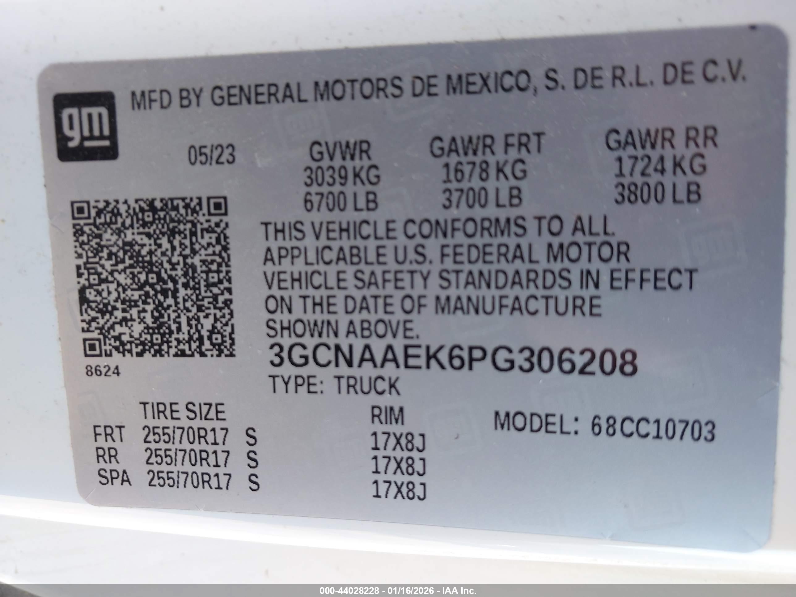 CHEVROLET SILVERADO image 9