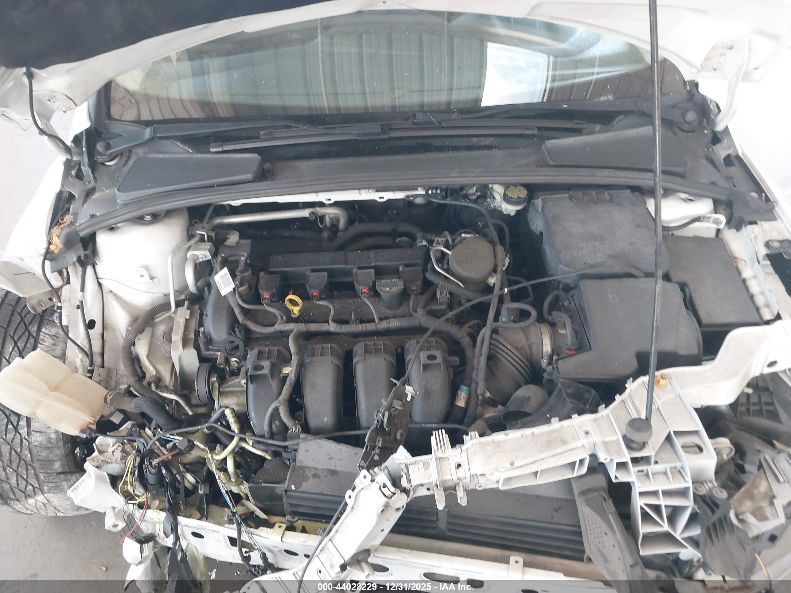 FORD FOCUS image 10