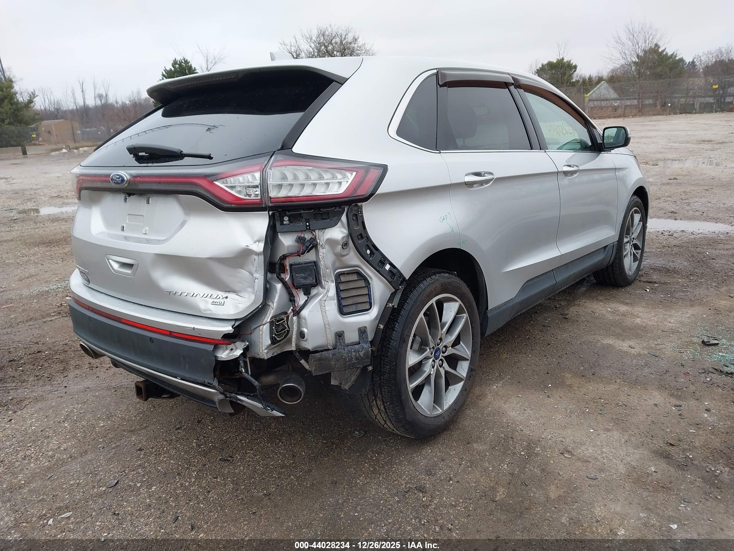 FORD EDGE image 4