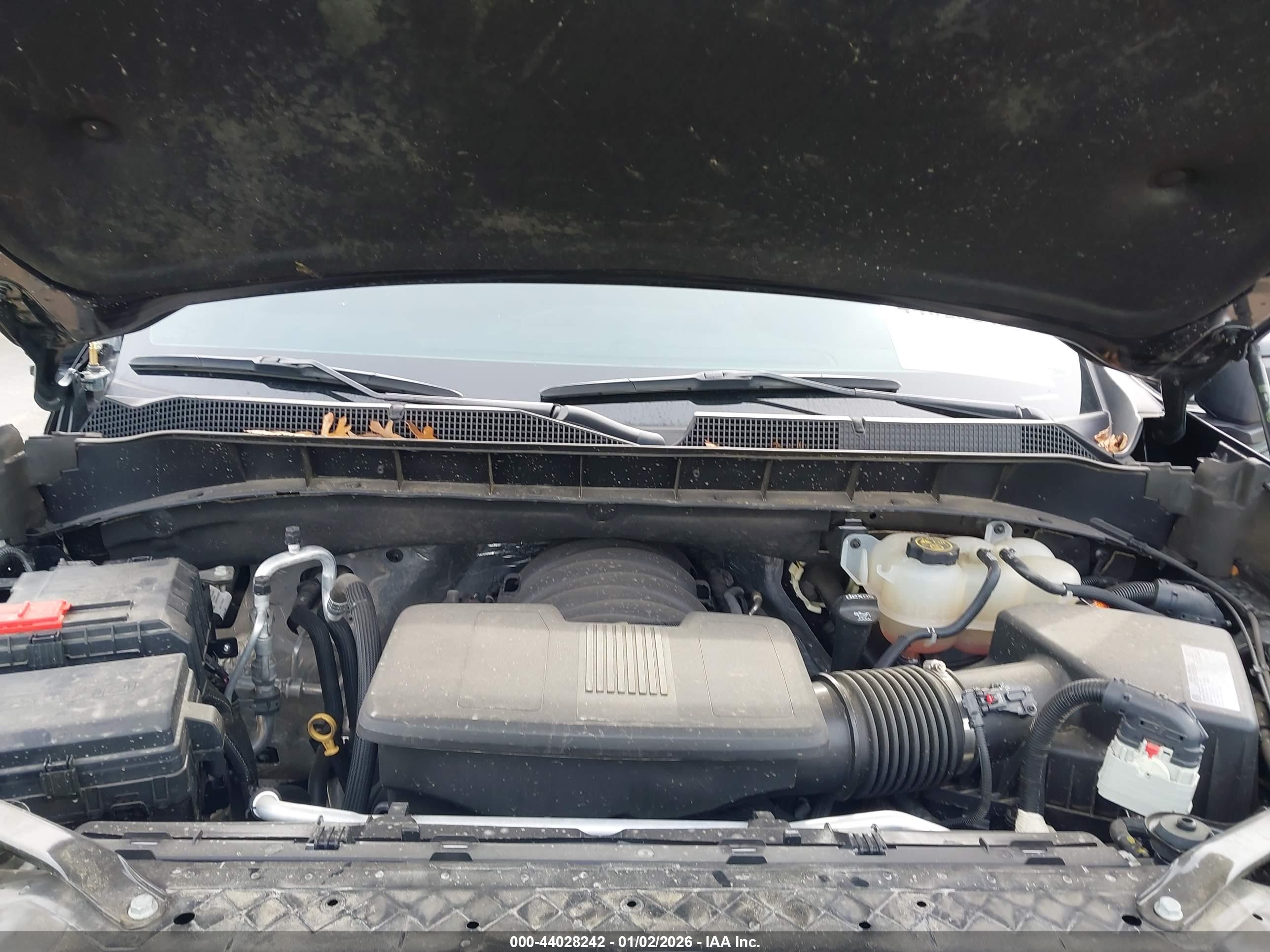 CHEVROLET SILVERADO image 10