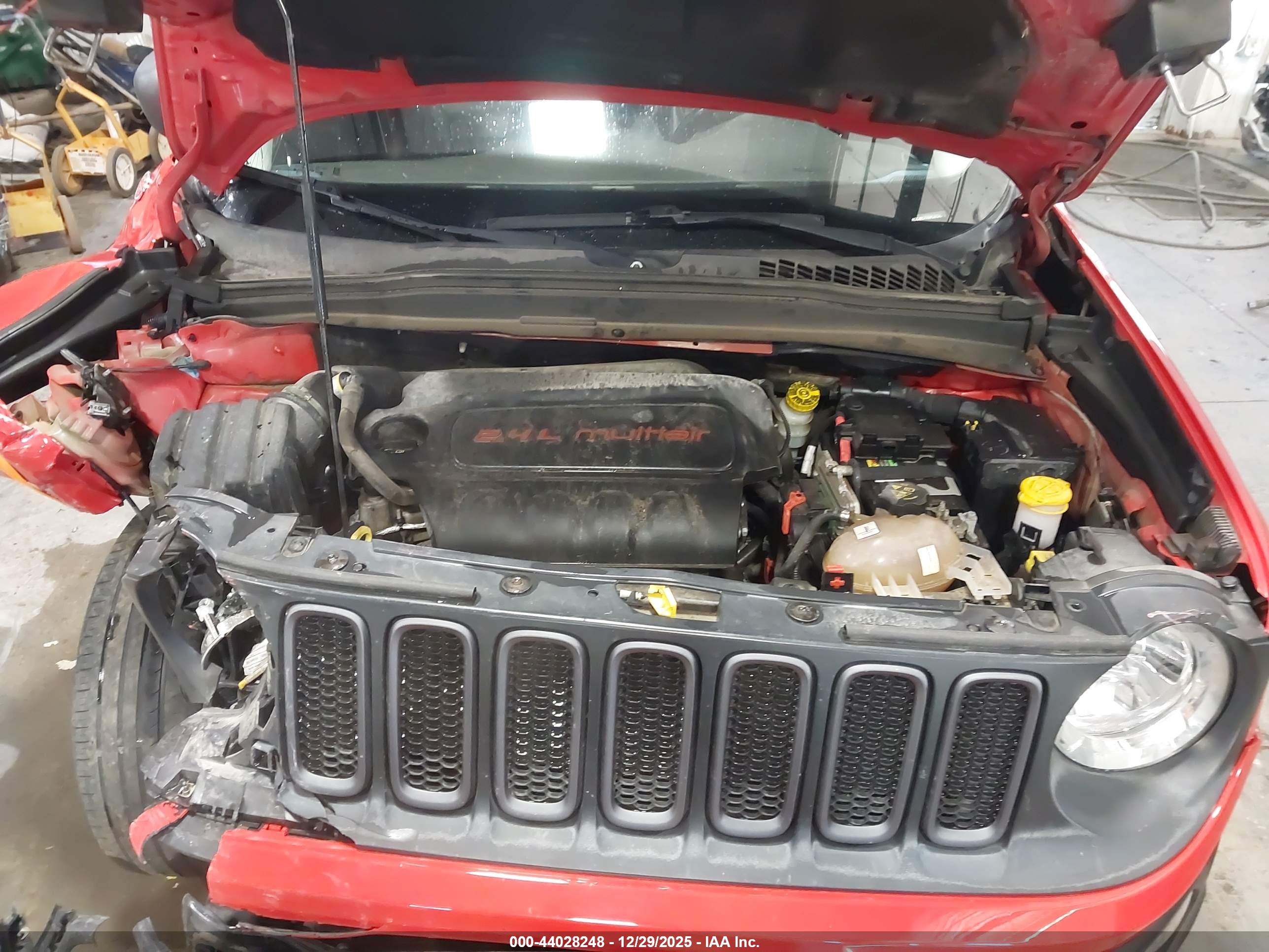 JEEP RENEGADE image 10