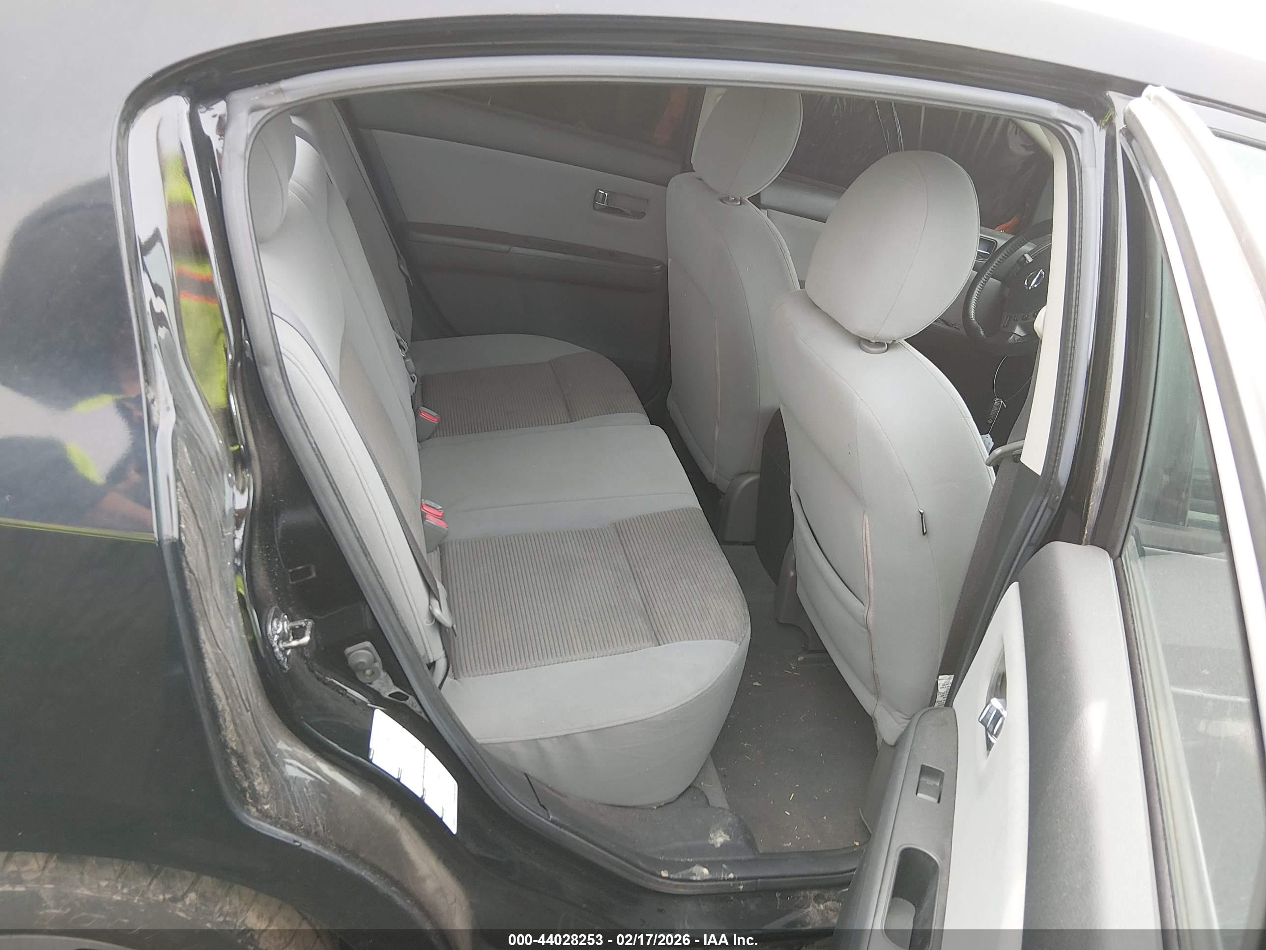 NISSAN SENTRA image 8