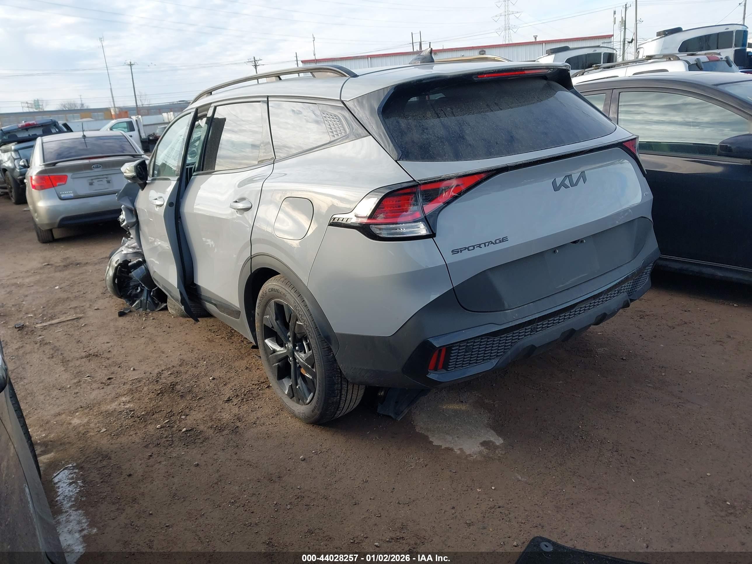 KIA SPORTAGE image 3