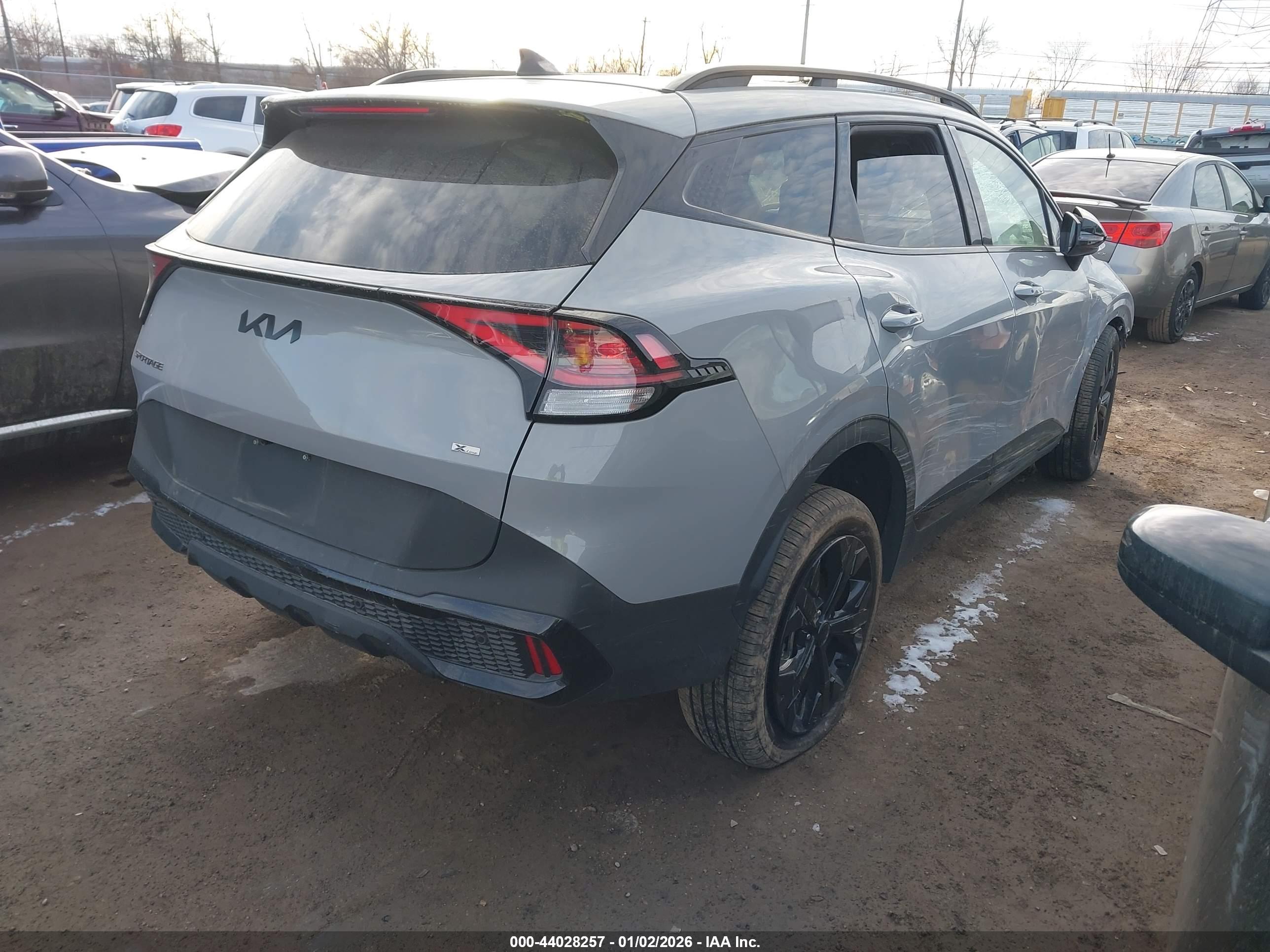 KIA SPORTAGE image 4