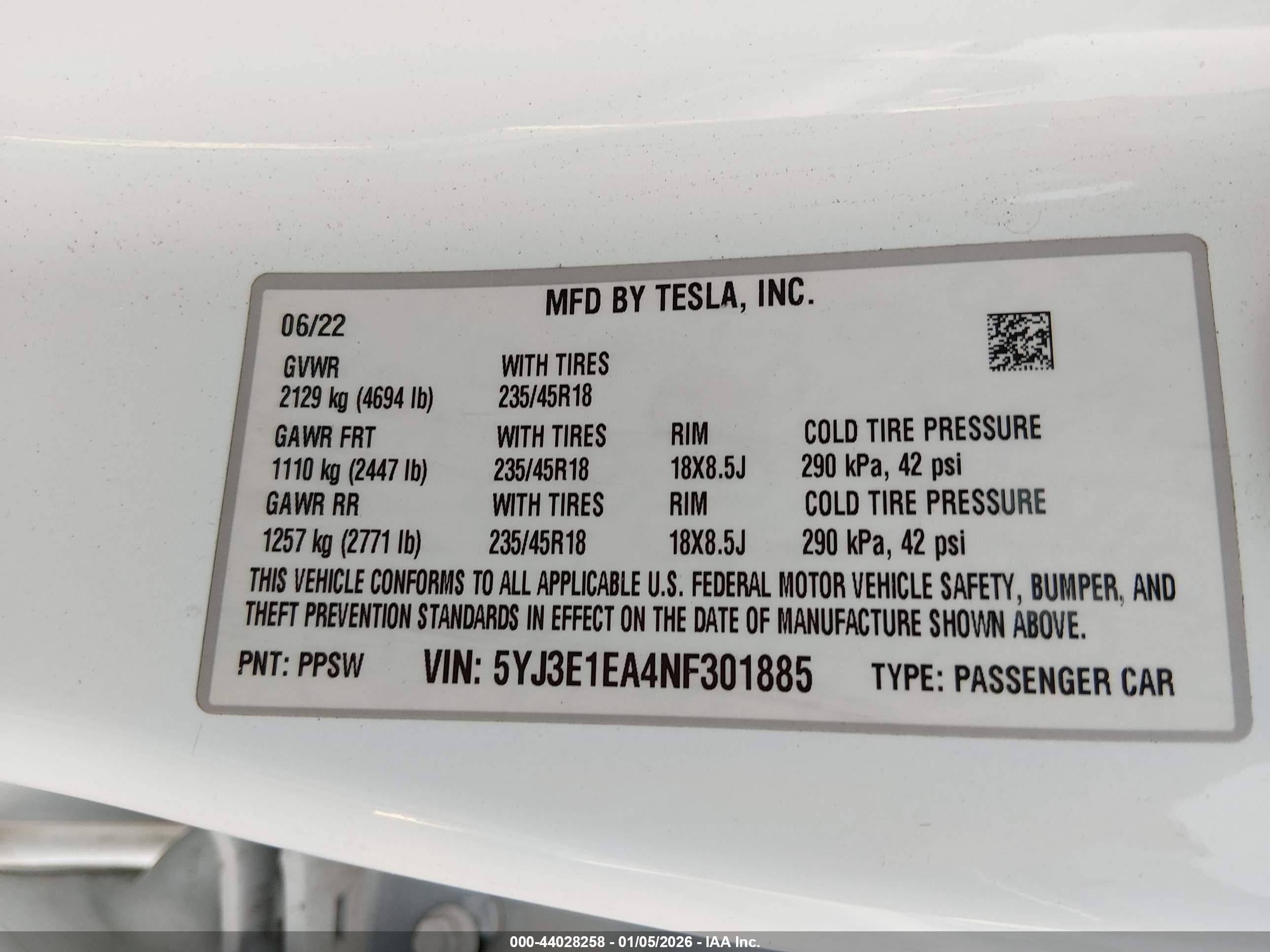 TESLA MODEL image 9