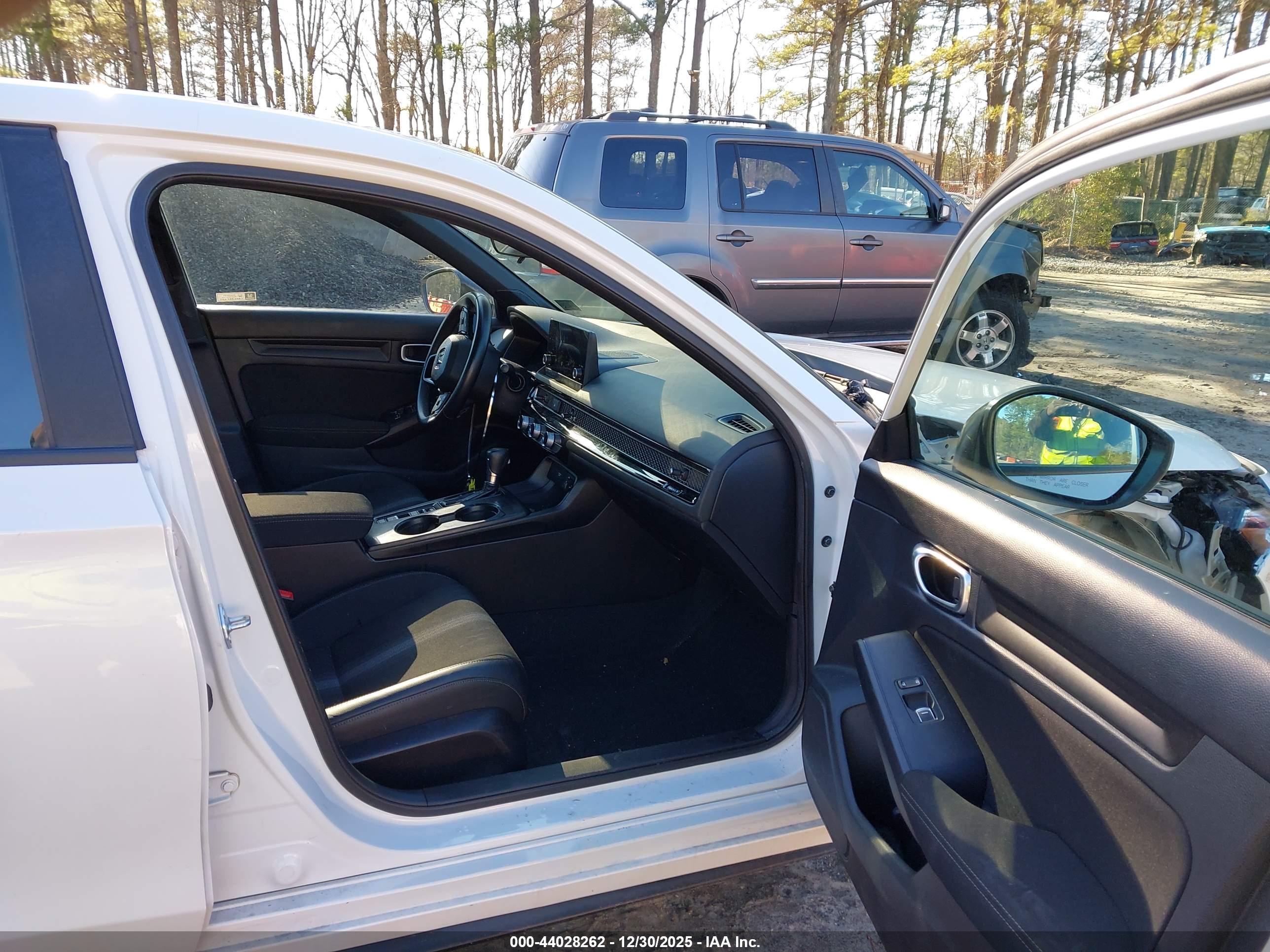 HONDA CIVIC image 5