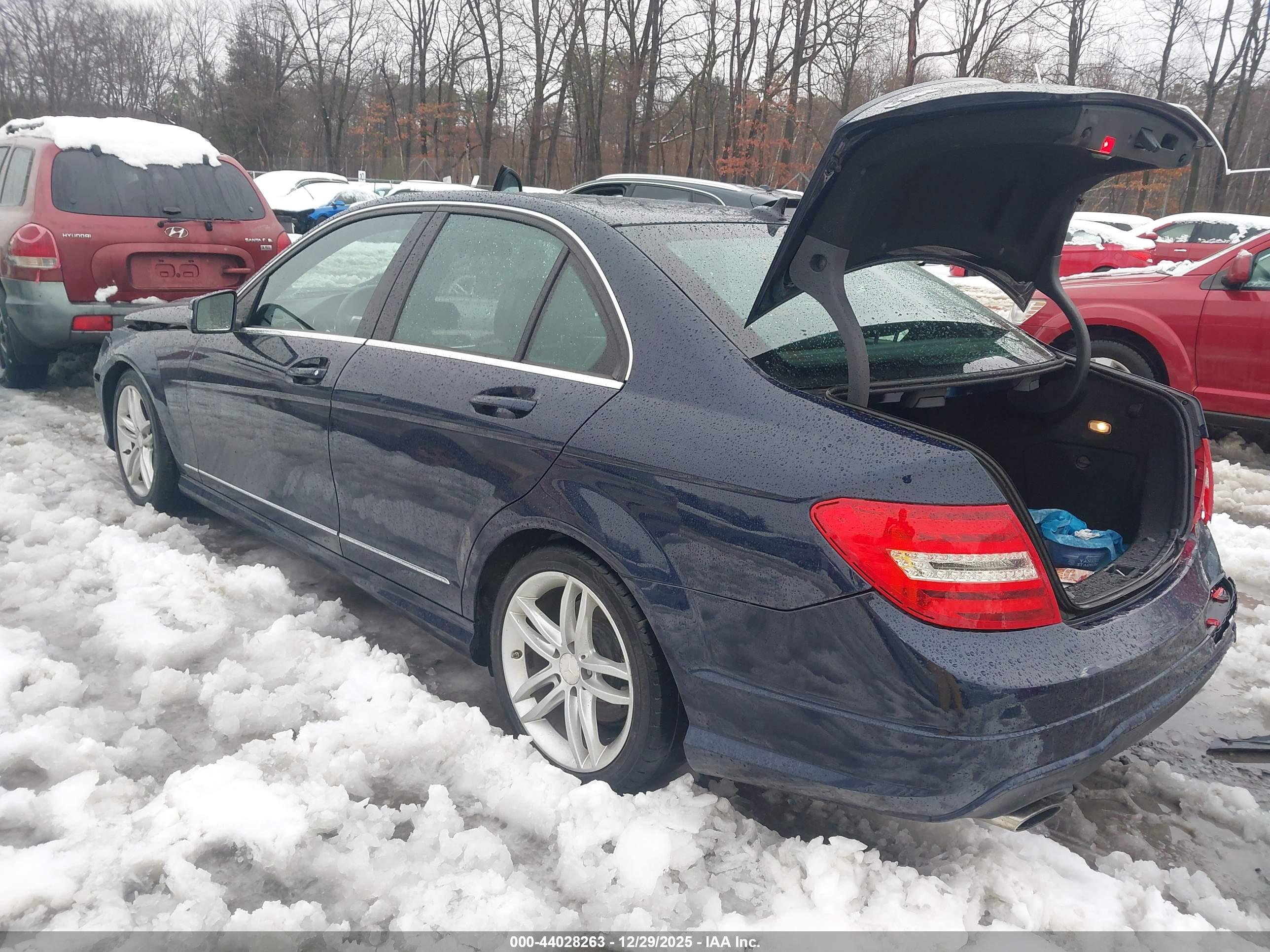 MERCEDES-BENZ C image 3