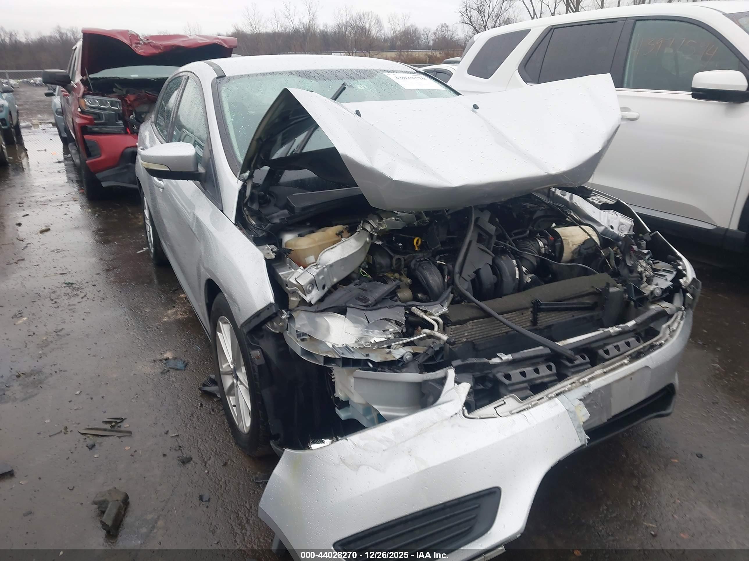 FORD FOCUS image 6