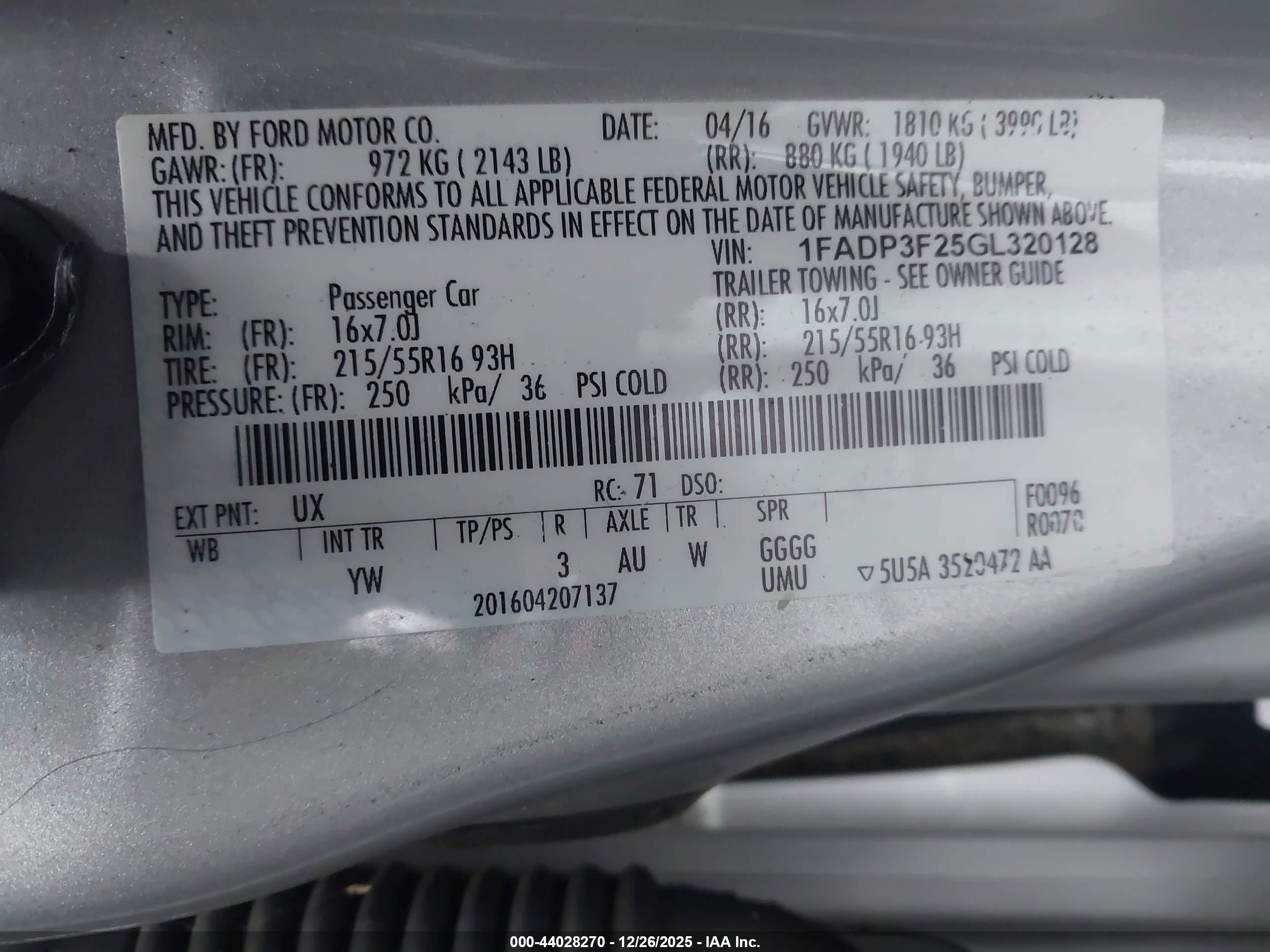 FORD FOCUS image 9